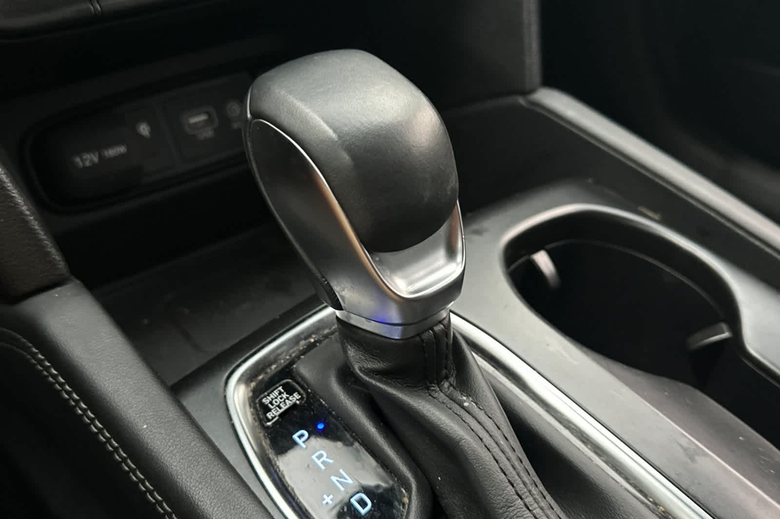 Thumbnail: 2020 Hyundai Santa Fe - 23