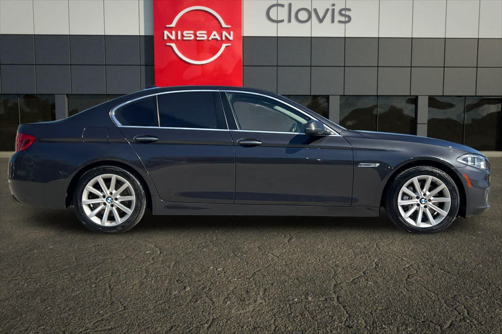 Thumbnail: 2015 BMW 5 Series - 9