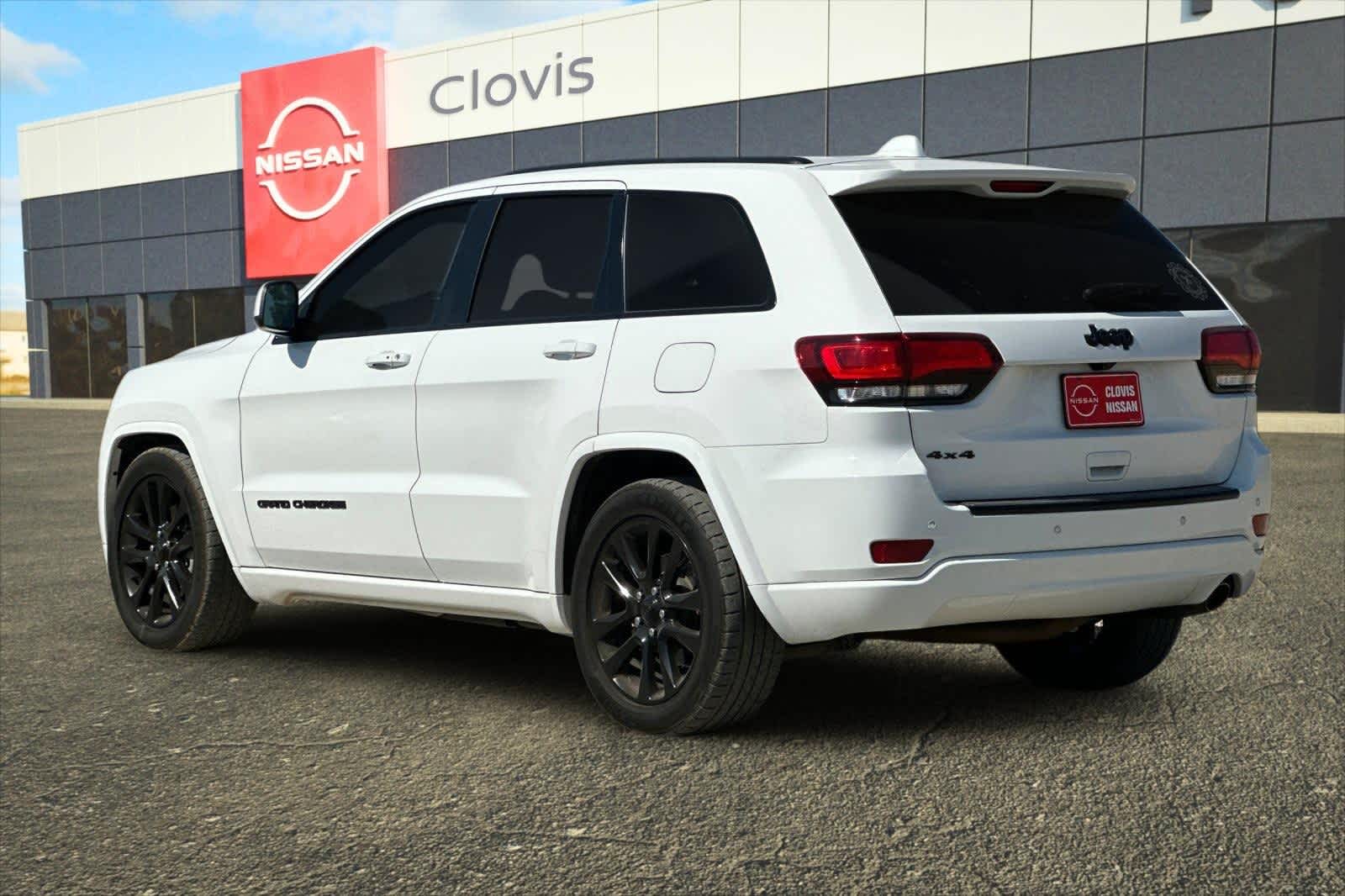 Thumbnail: 2018 Jeep Grand Cherokee - 7