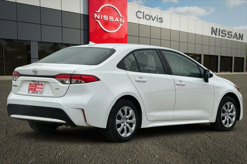 Used 2022 Toyota Corolla LE Sedan