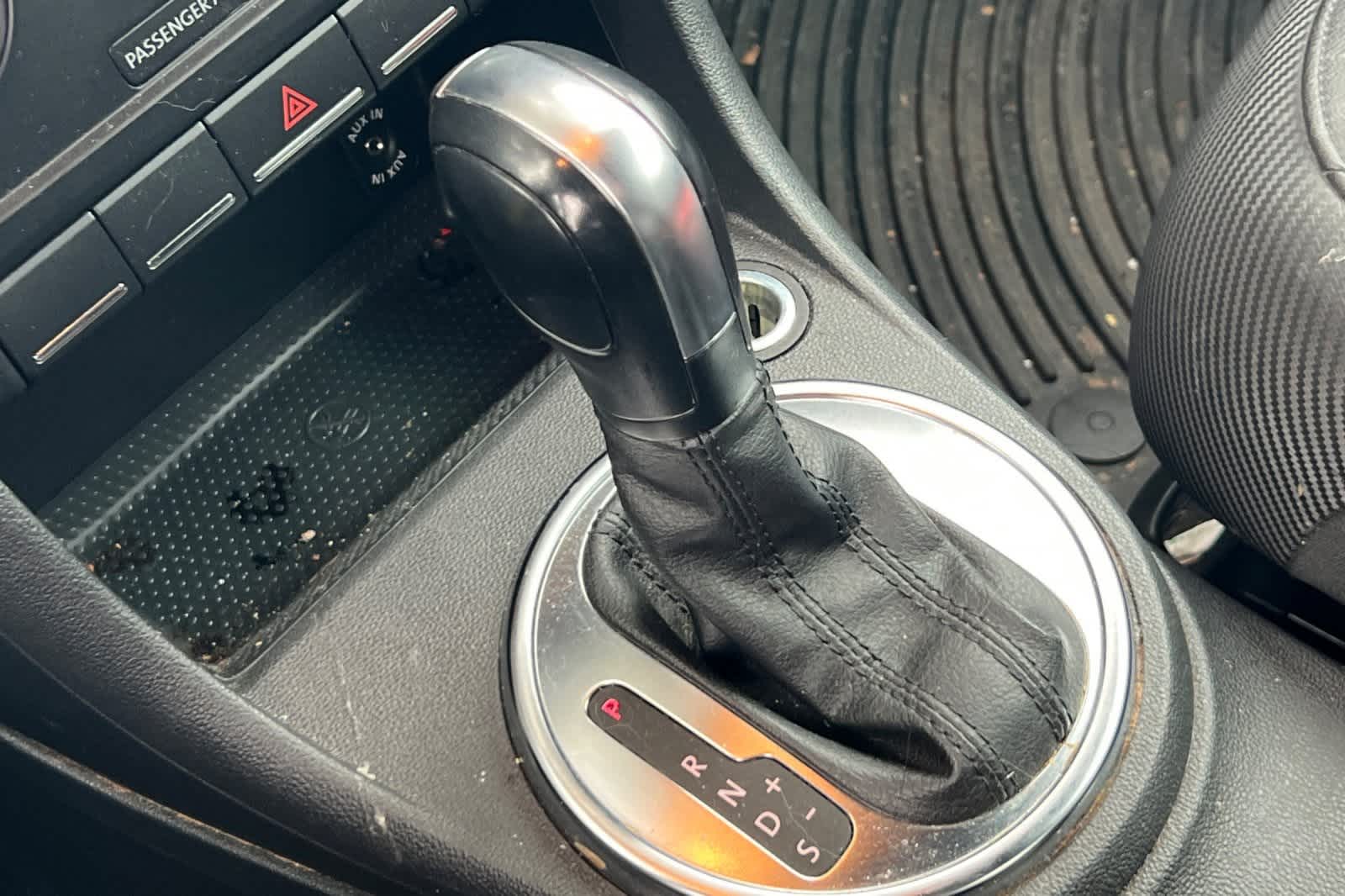 Thumbnail: 2014 Volkswagen Beetle - 22