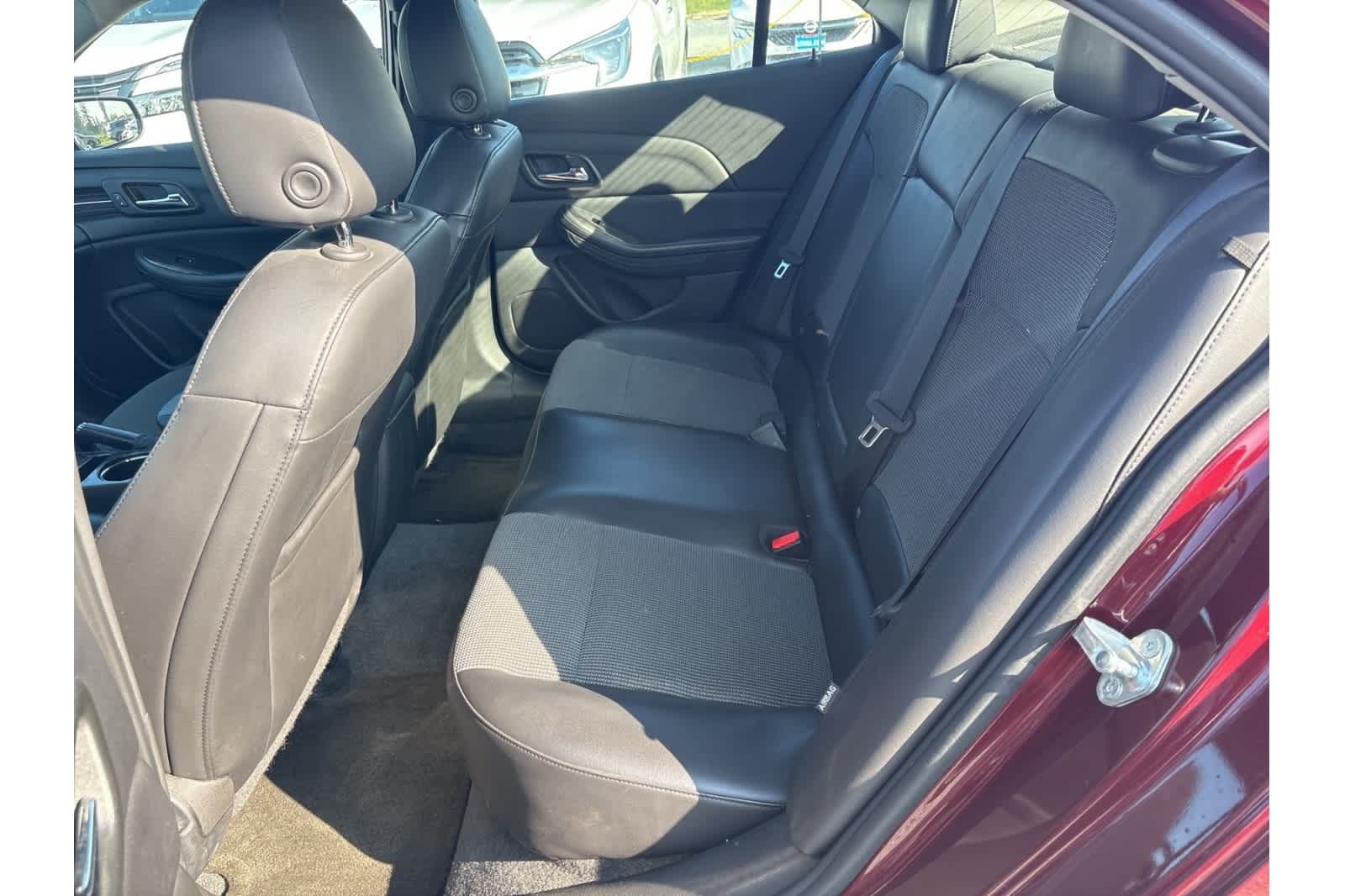 Thumbnail: 2015 Chevrolet Malibu - 5