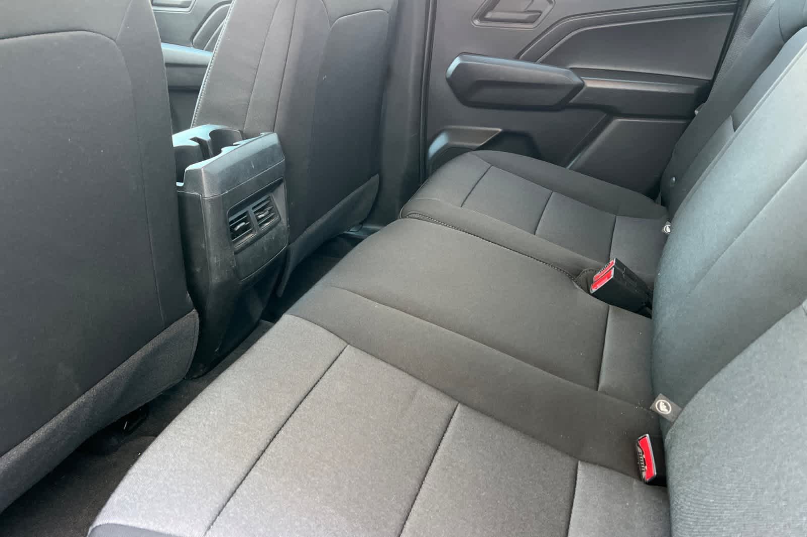 Thumbnail: 2023 Chevrolet Colorado - 5