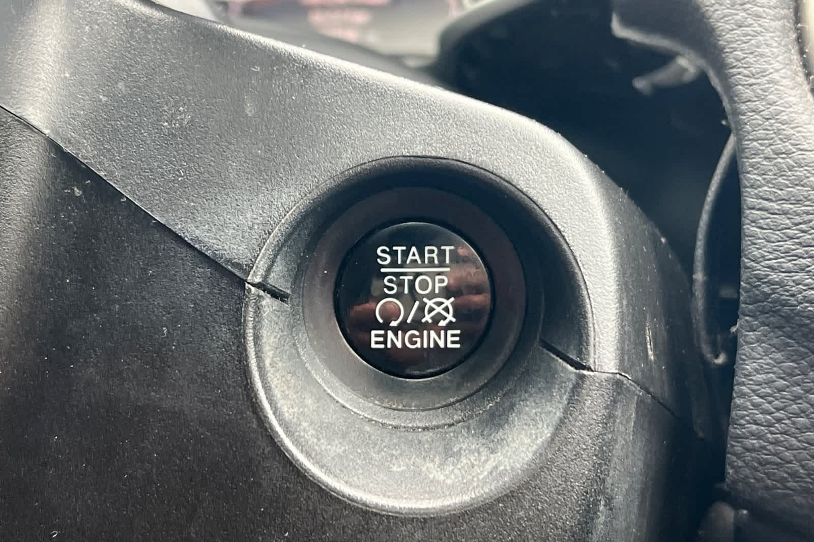 Thumbnail: 2018 Jeep Compass - 26