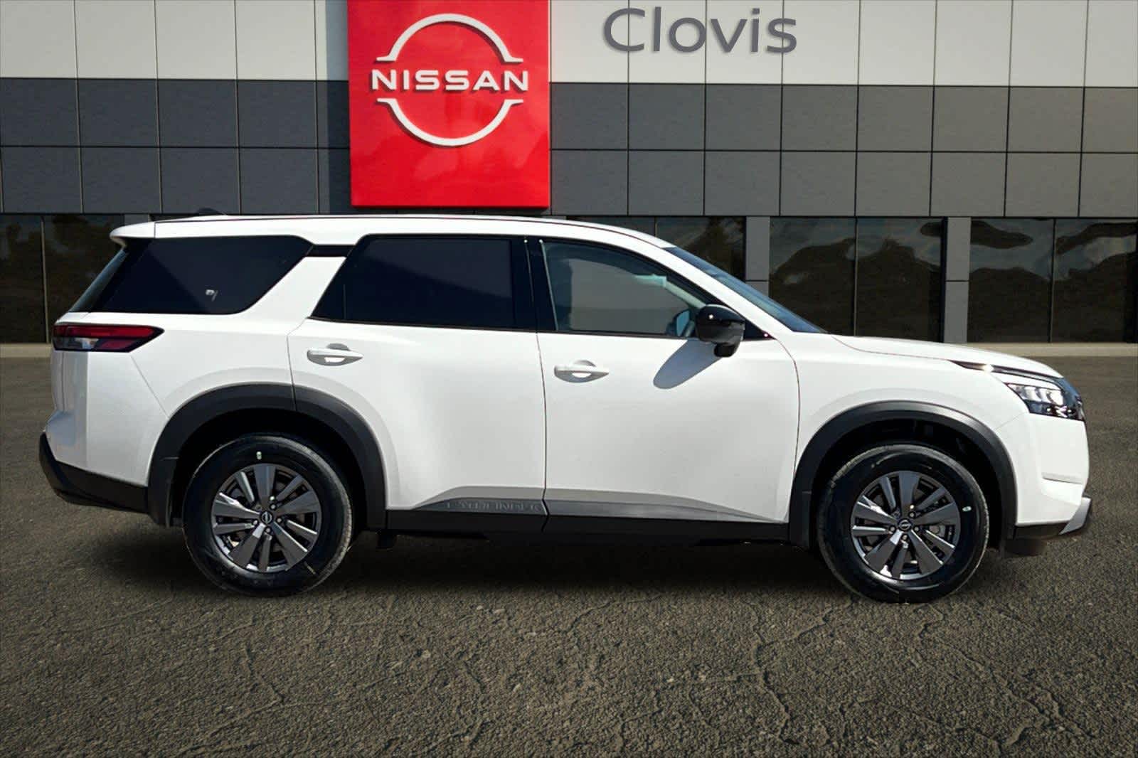 Thumbnail: 2025 Nissan Pathfinder - 9