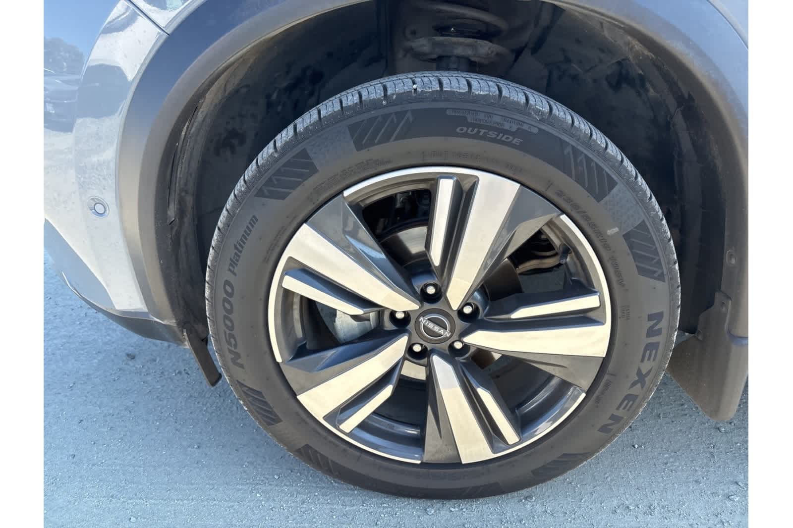 Thumbnail: 2023 Nissan Rogue - 15