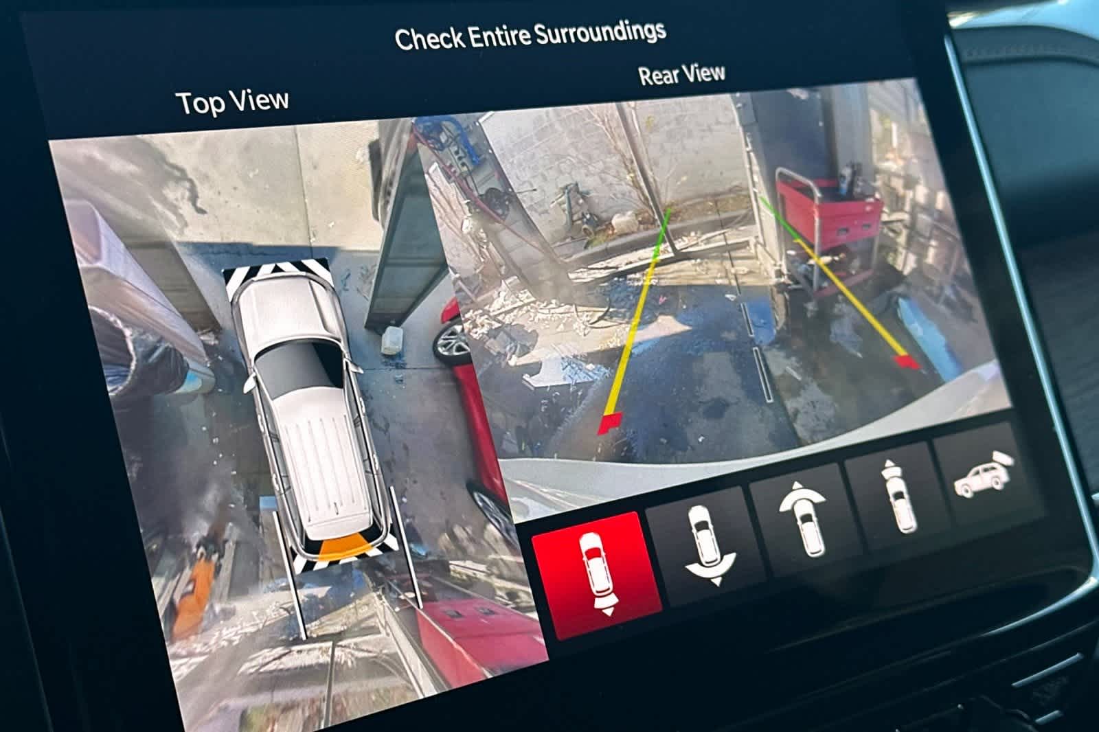 Thumbnail: 2023 Jeep Grand Cherokee - 20