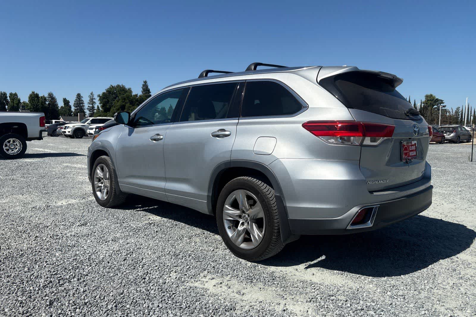 Thumbnail: 2019 Toyota Highlander - 7