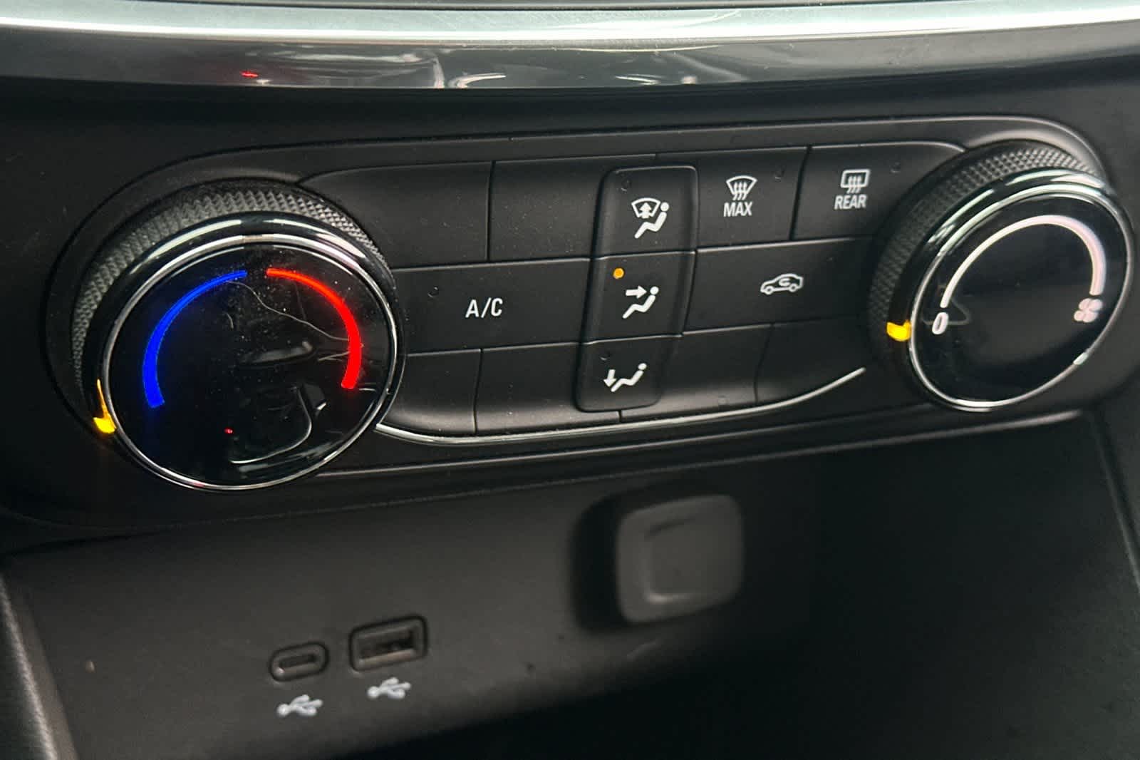 Thumbnail: 2024 Buick Encore GX - 22