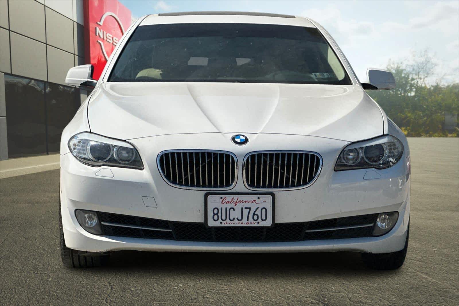 Thumbnail: 2013 BMW 5 Series - 11