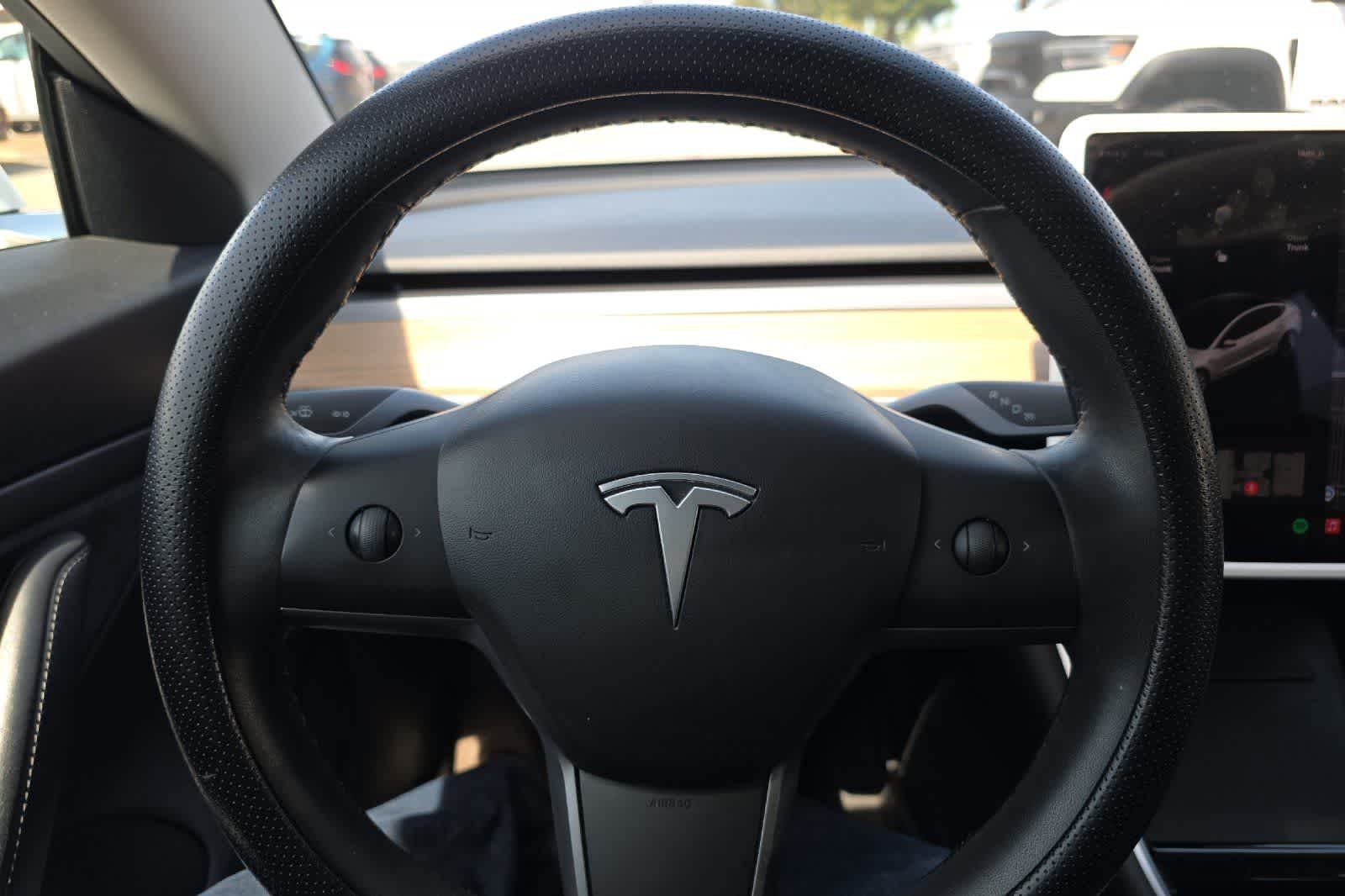 Thumbnail: 2020 Tesla Model 3 - 23