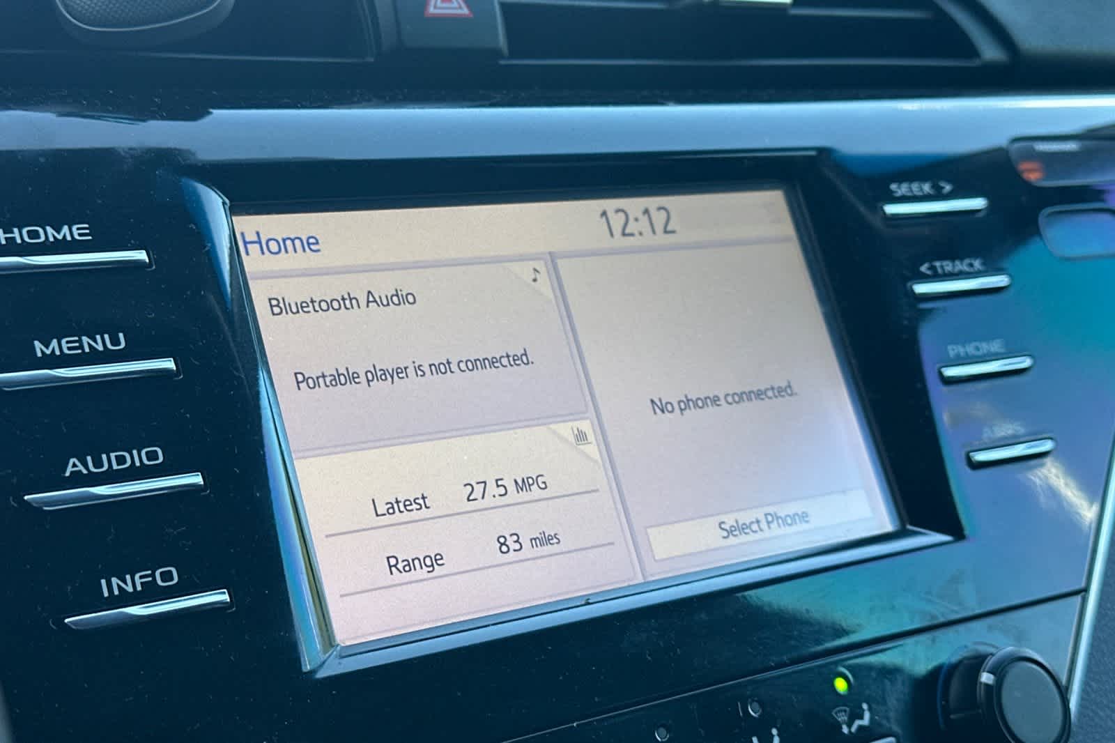 Thumbnail: 2018 Toyota Camry - 18