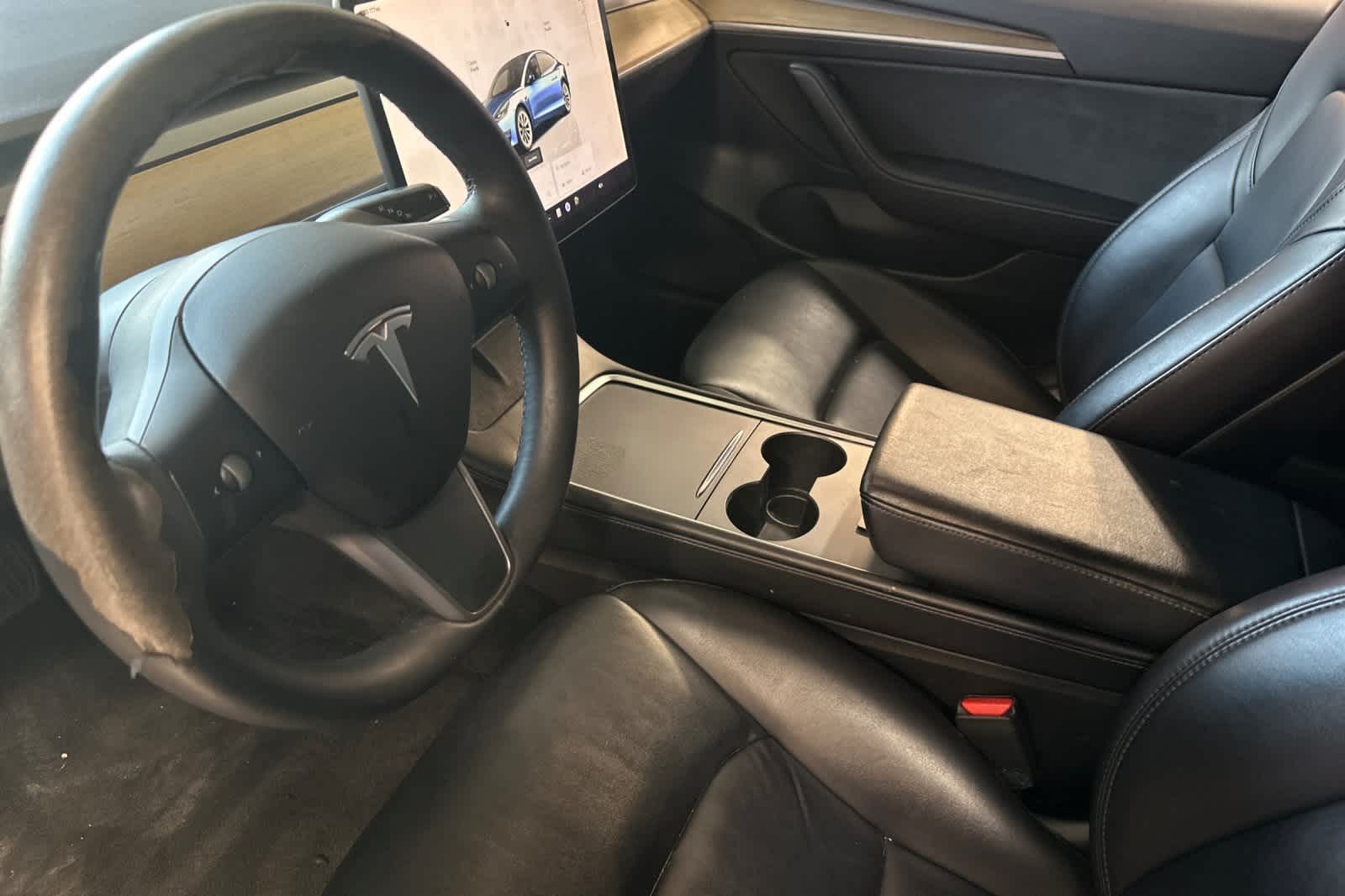 Thumbnail: 2022 Tesla Model 3 - 14