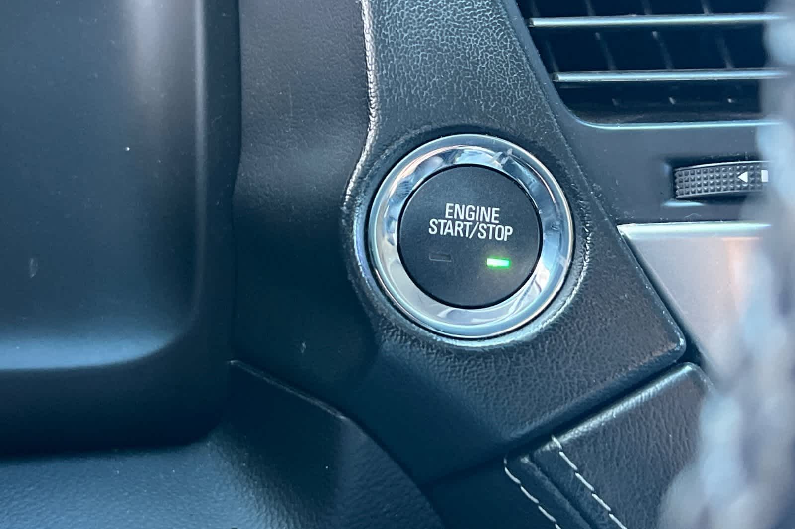 Thumbnail: 2019 Chevrolet Tahoe - 27