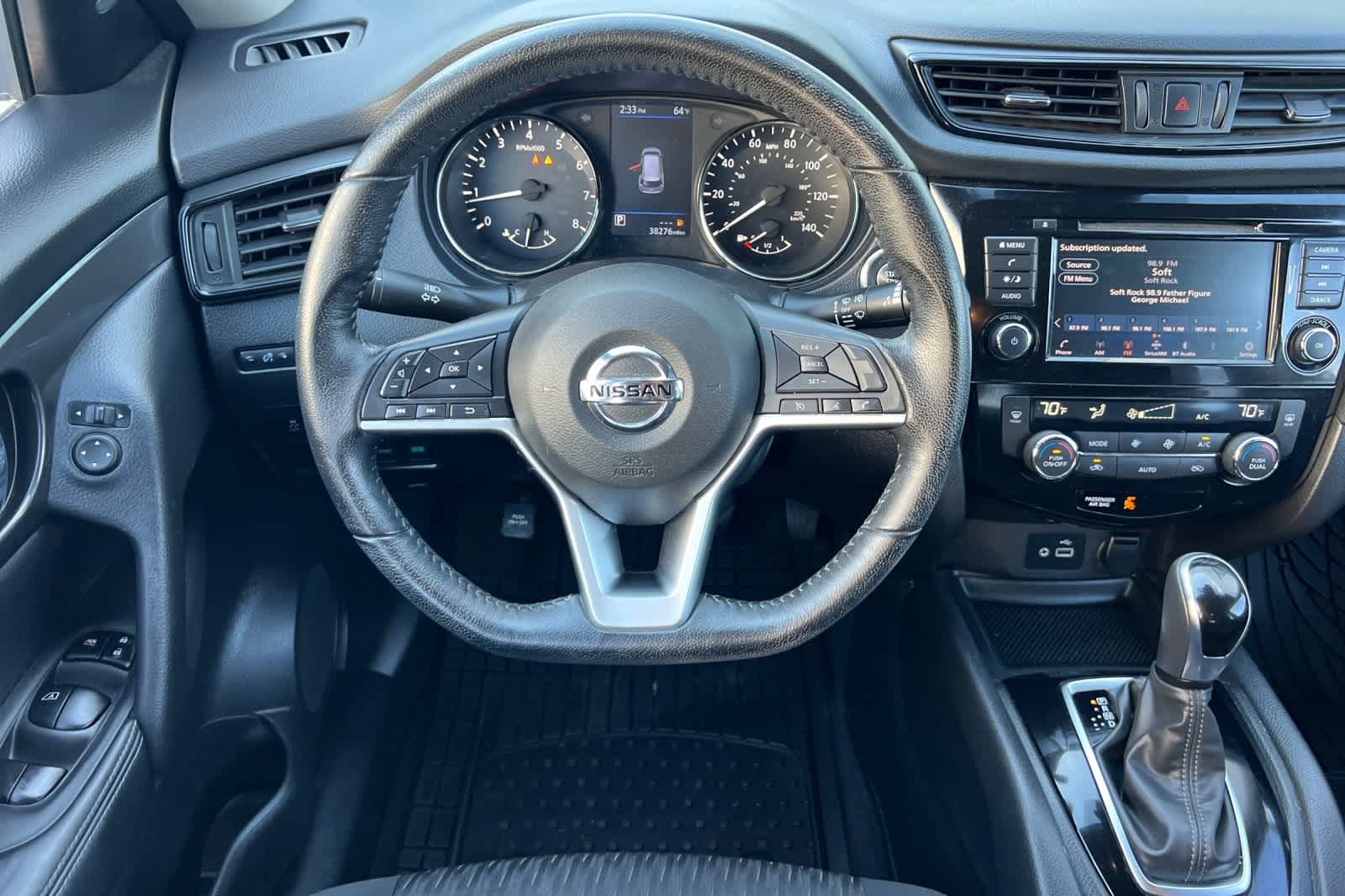 Thumbnail: 2020 Nissan Rogue - 16