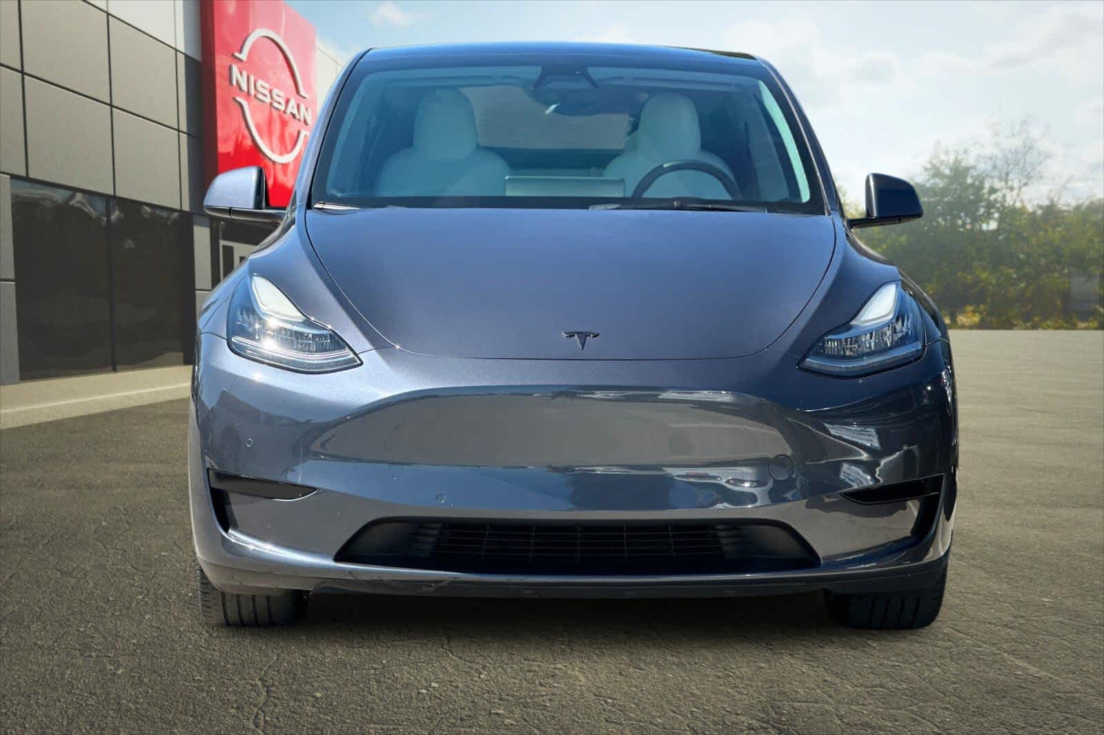 Thumbnail: 2022 Tesla Model Y - 11