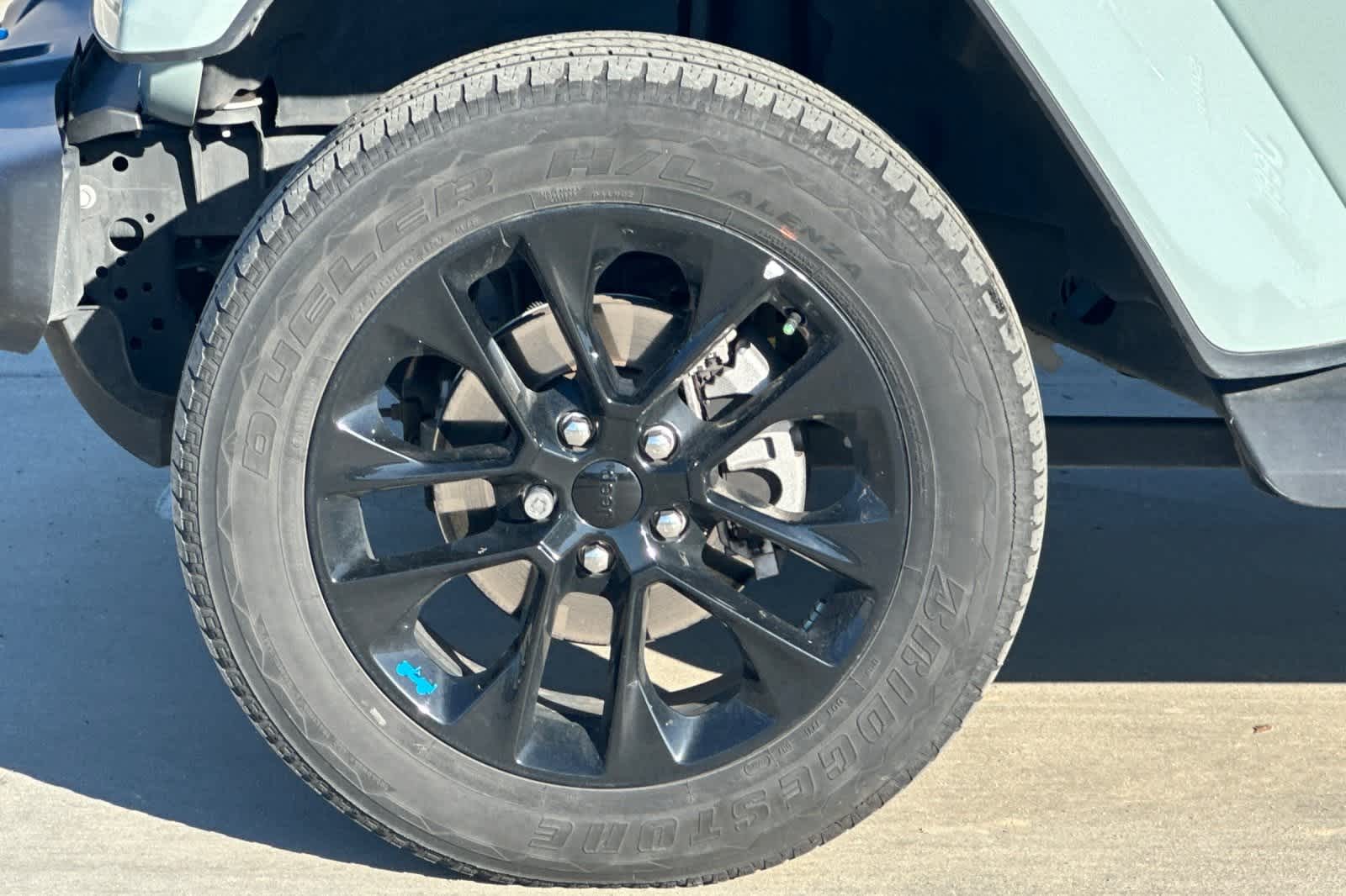 Thumbnail: 2023 Jeep Wrangler - 30