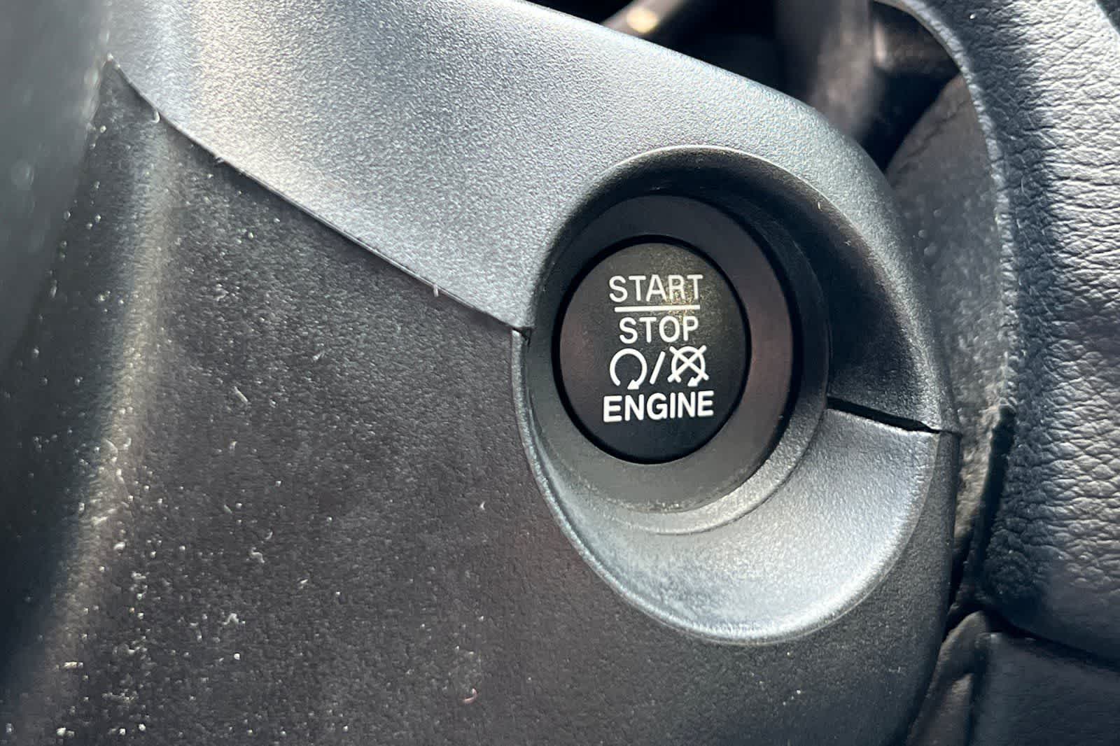 Thumbnail: 2021 Jeep Compass - 24