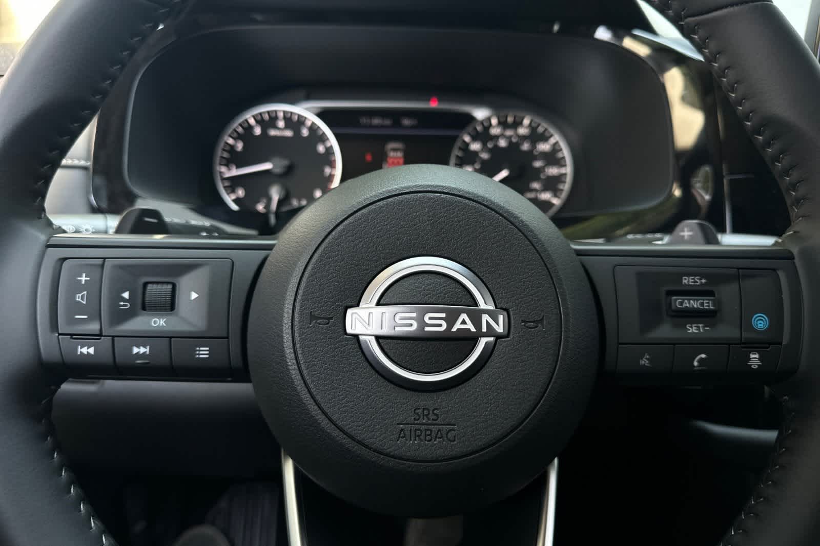 Thumbnail: 2025 Nissan Pathfinder - 27