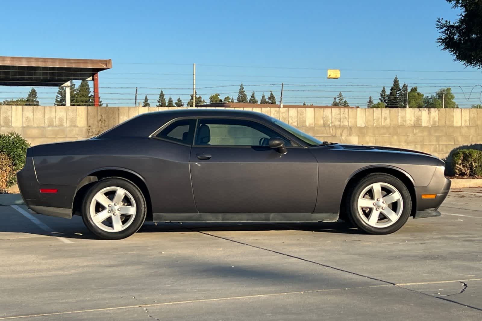Thumbnail: 2014 Dodge Challenger - 9