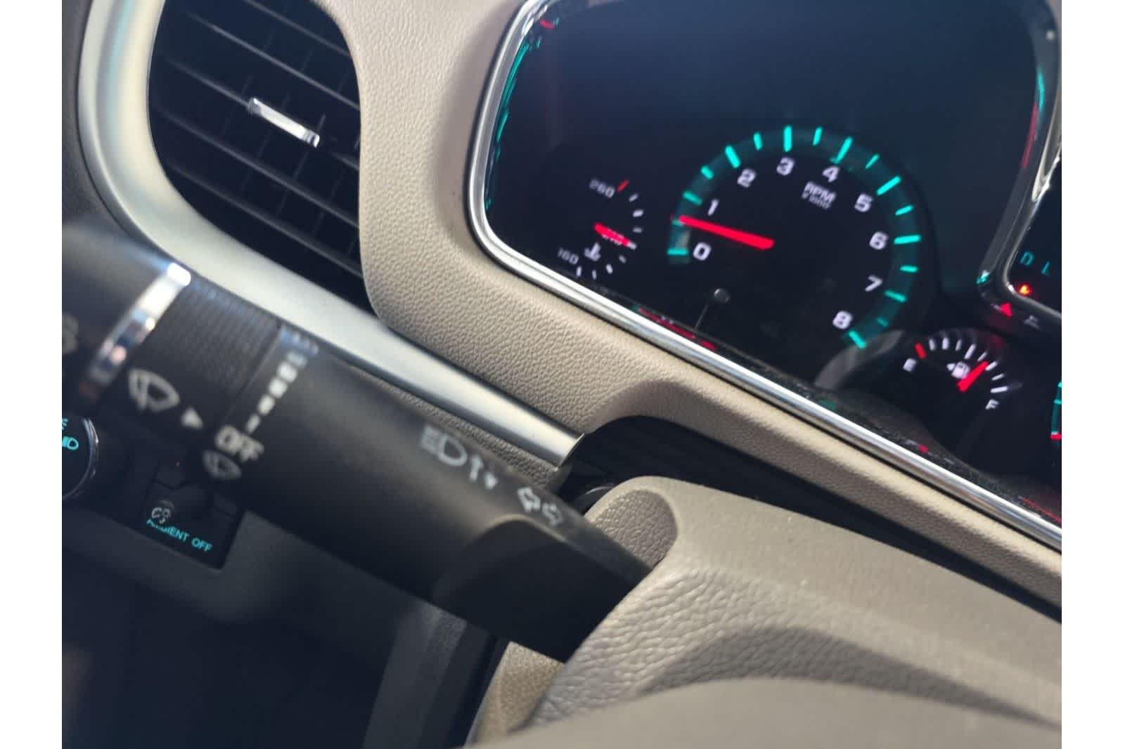 Thumbnail: 2016 Chevrolet Traverse - 28