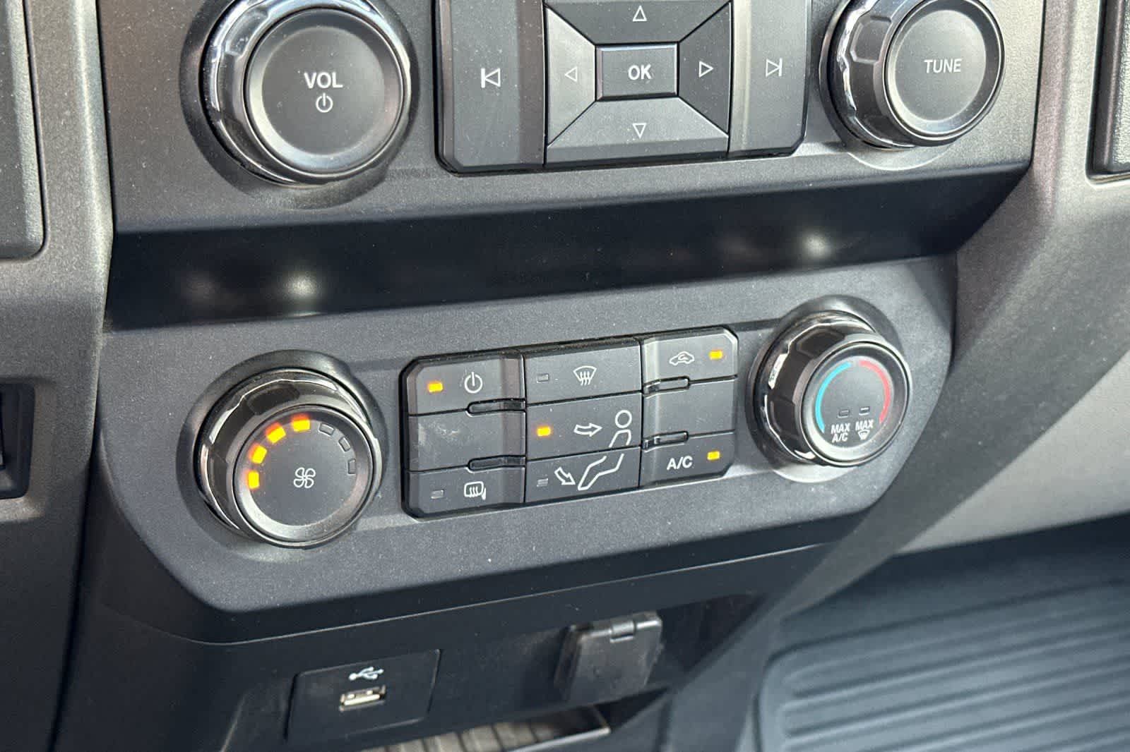 Thumbnail: 2019 Ford F-550 - 18