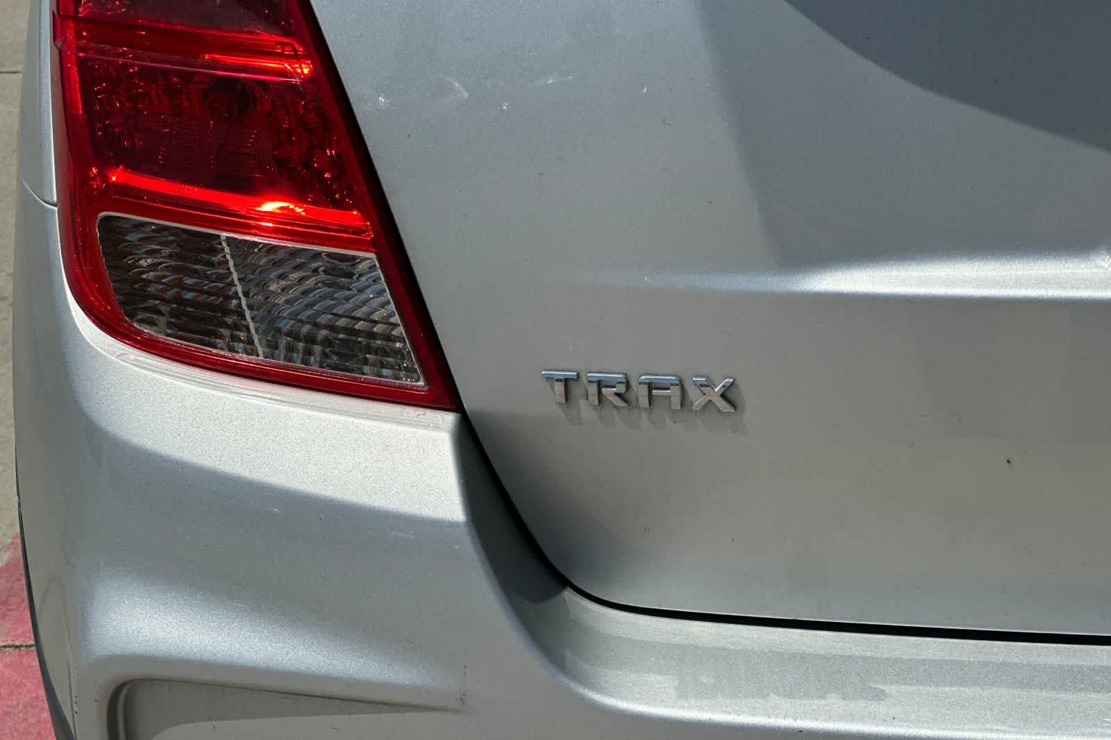 Thumbnail: 2020 Chevrolet Trax - 13