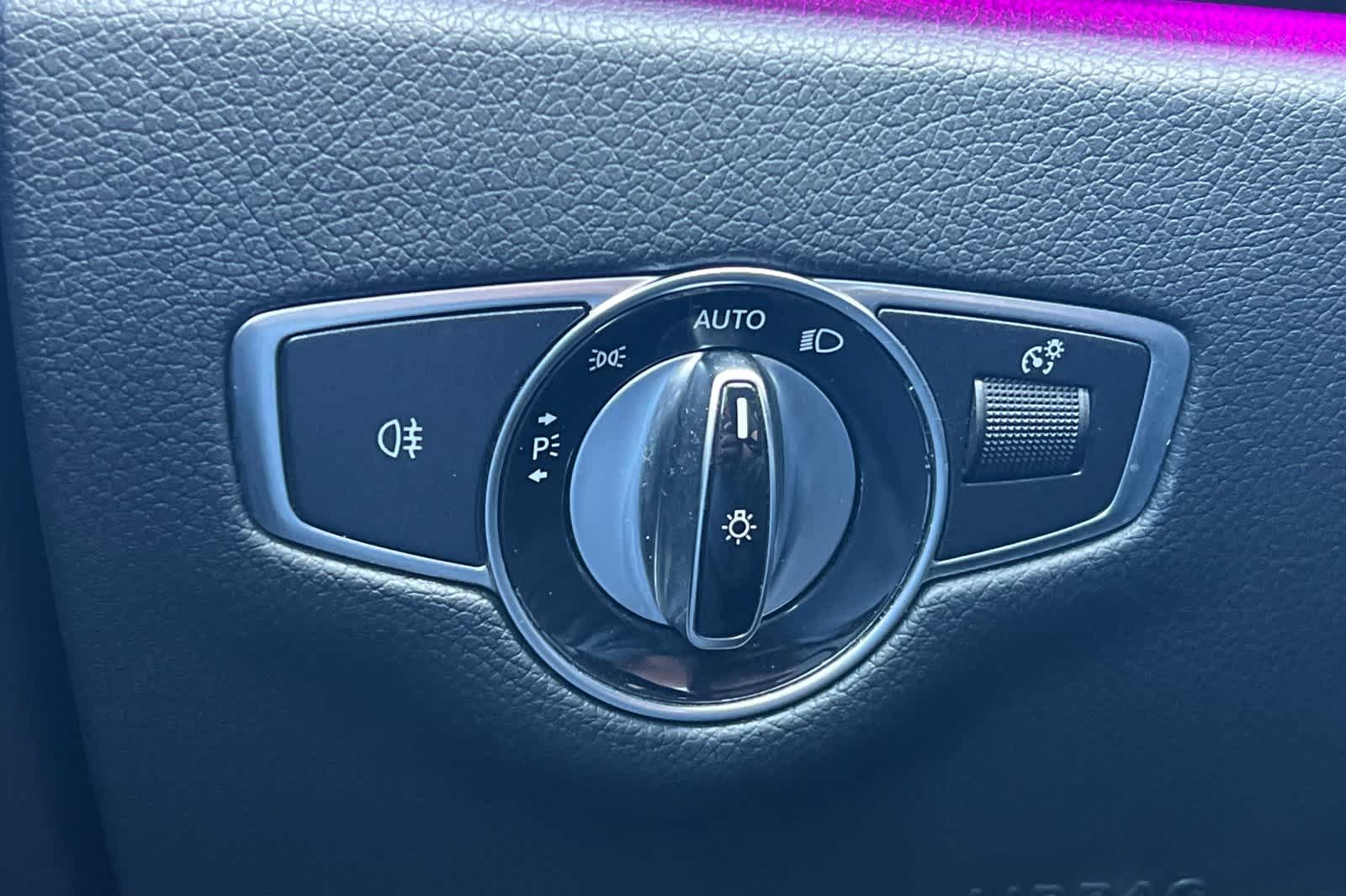 Thumbnail: 2019 Mercedes-Benz E-Class - 31