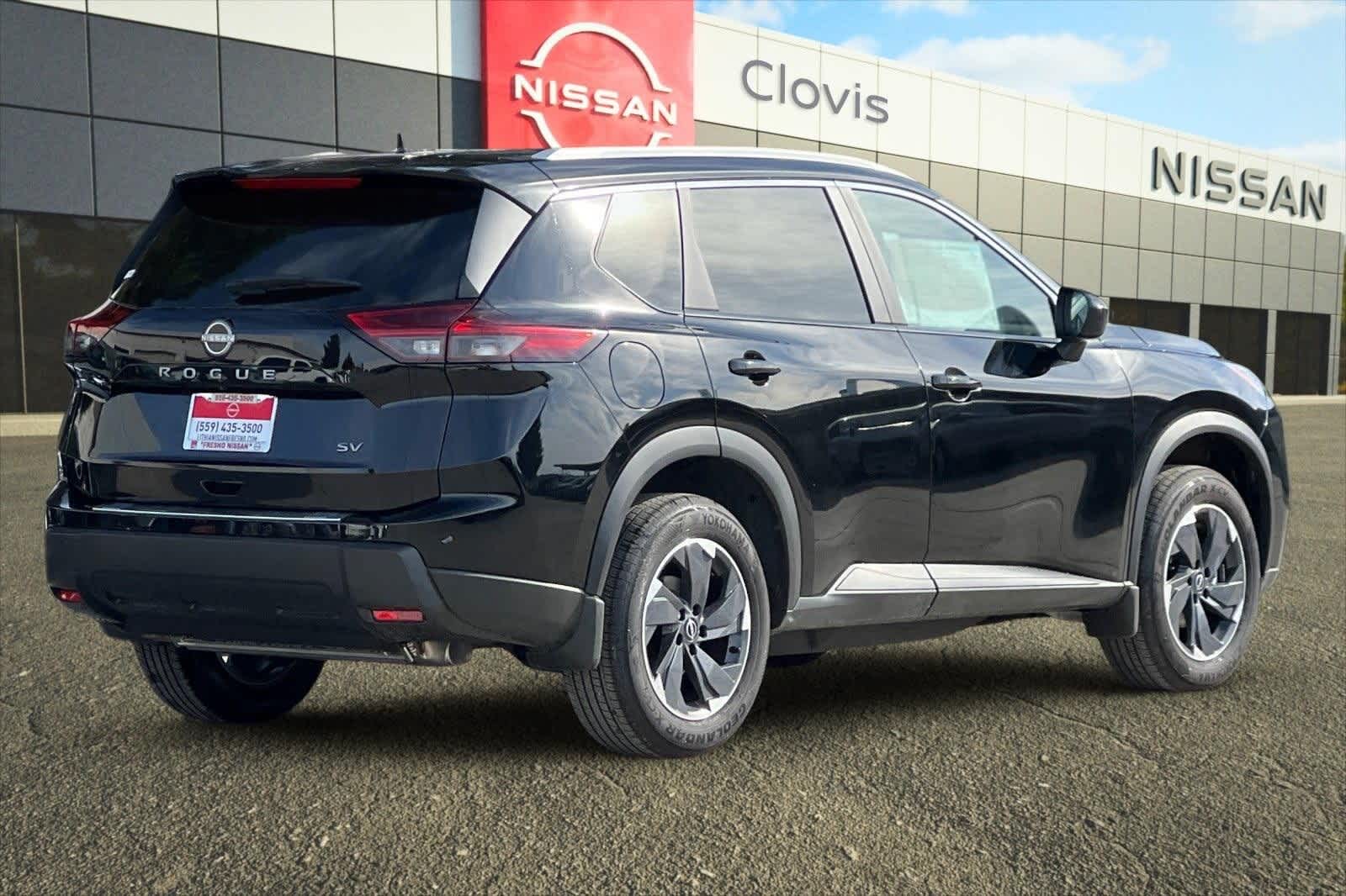 2024 Nissan Rogue SV 10