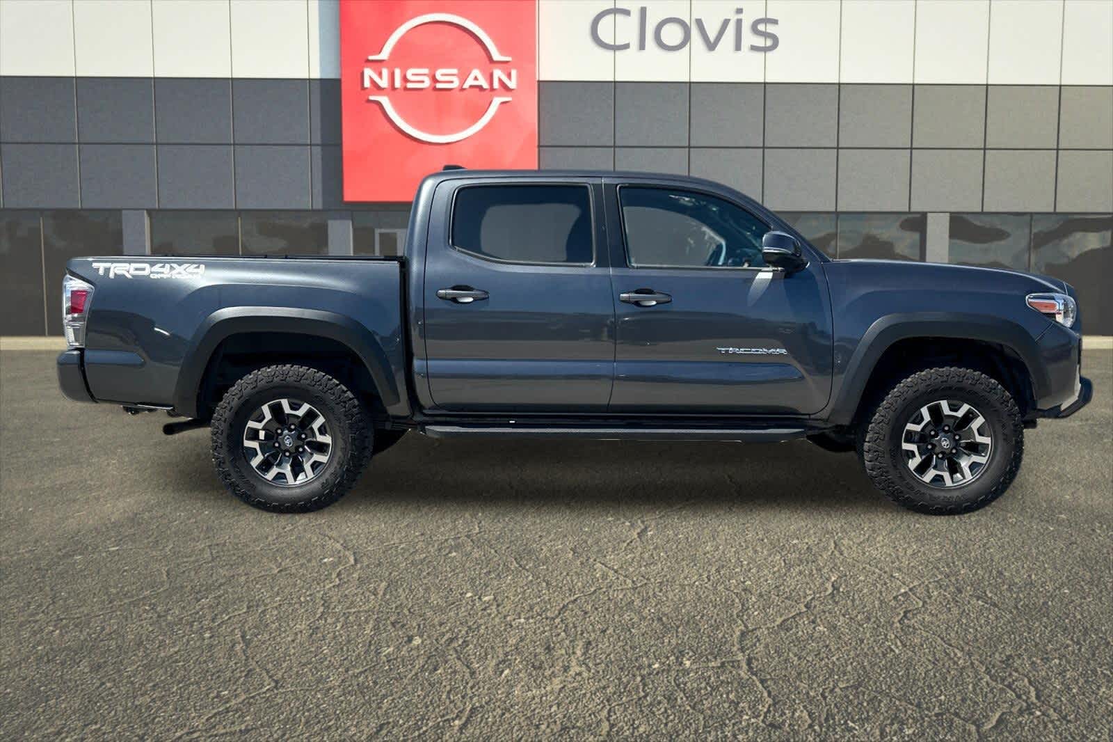 Thumbnail: 2021 Toyota Tacoma - 9