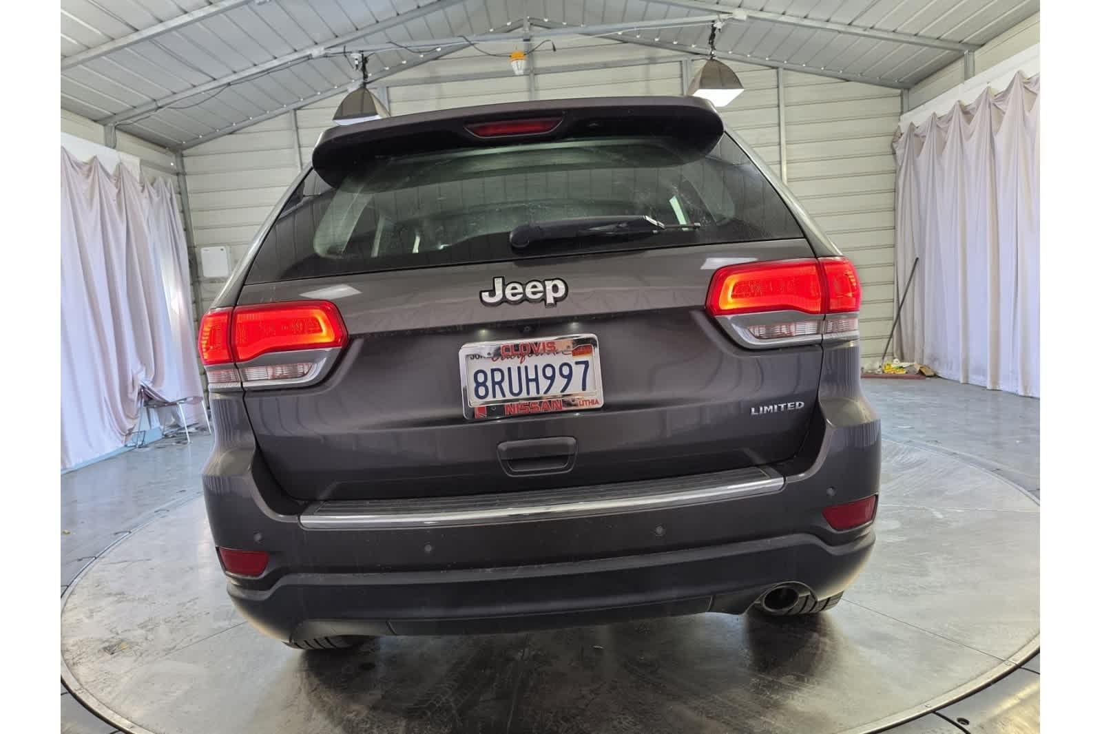 Thumbnail: 2017 Jeep Grand Cherokee - 9