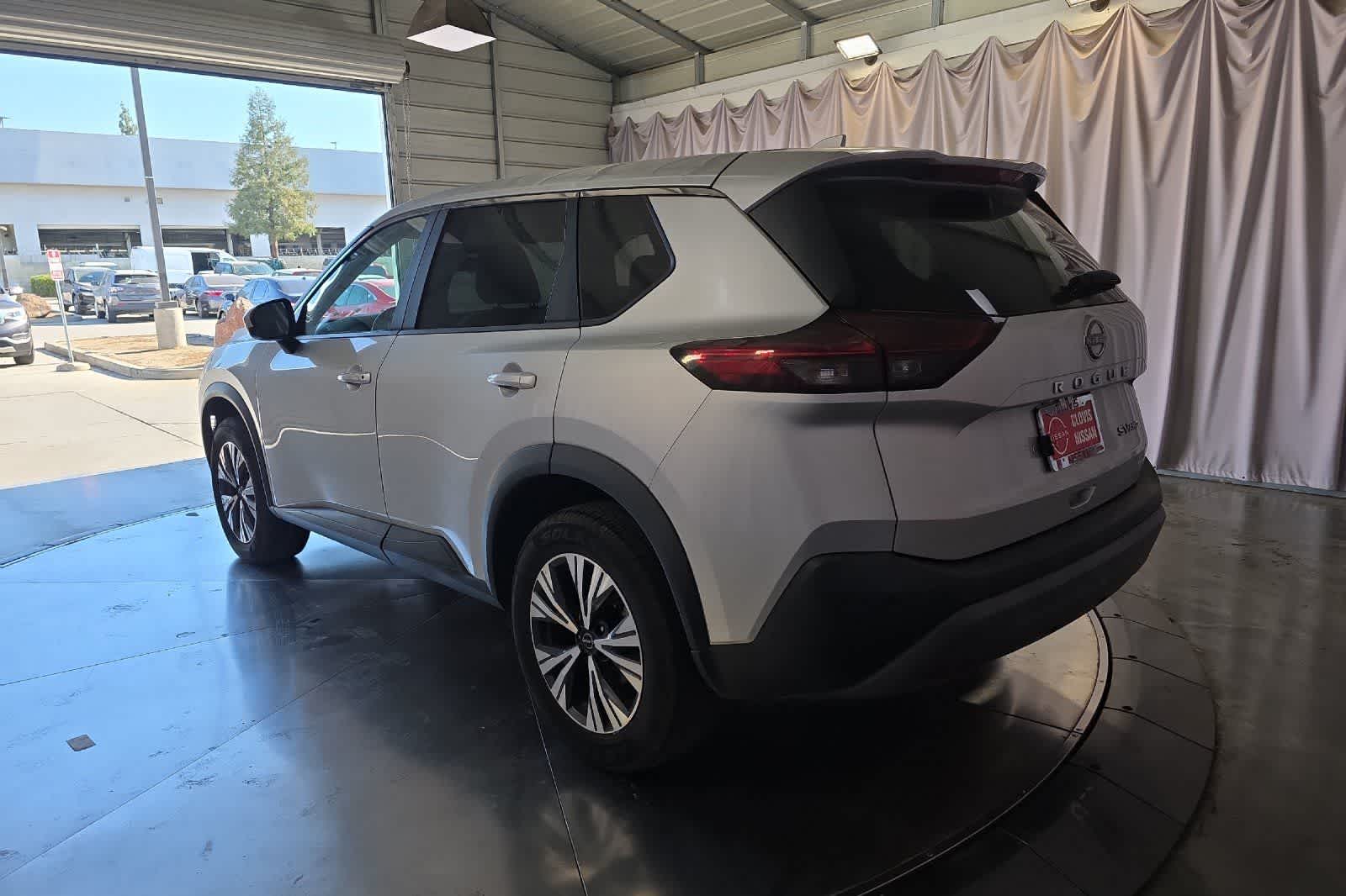 Thumbnail: 2023 Nissan Rogue - 7