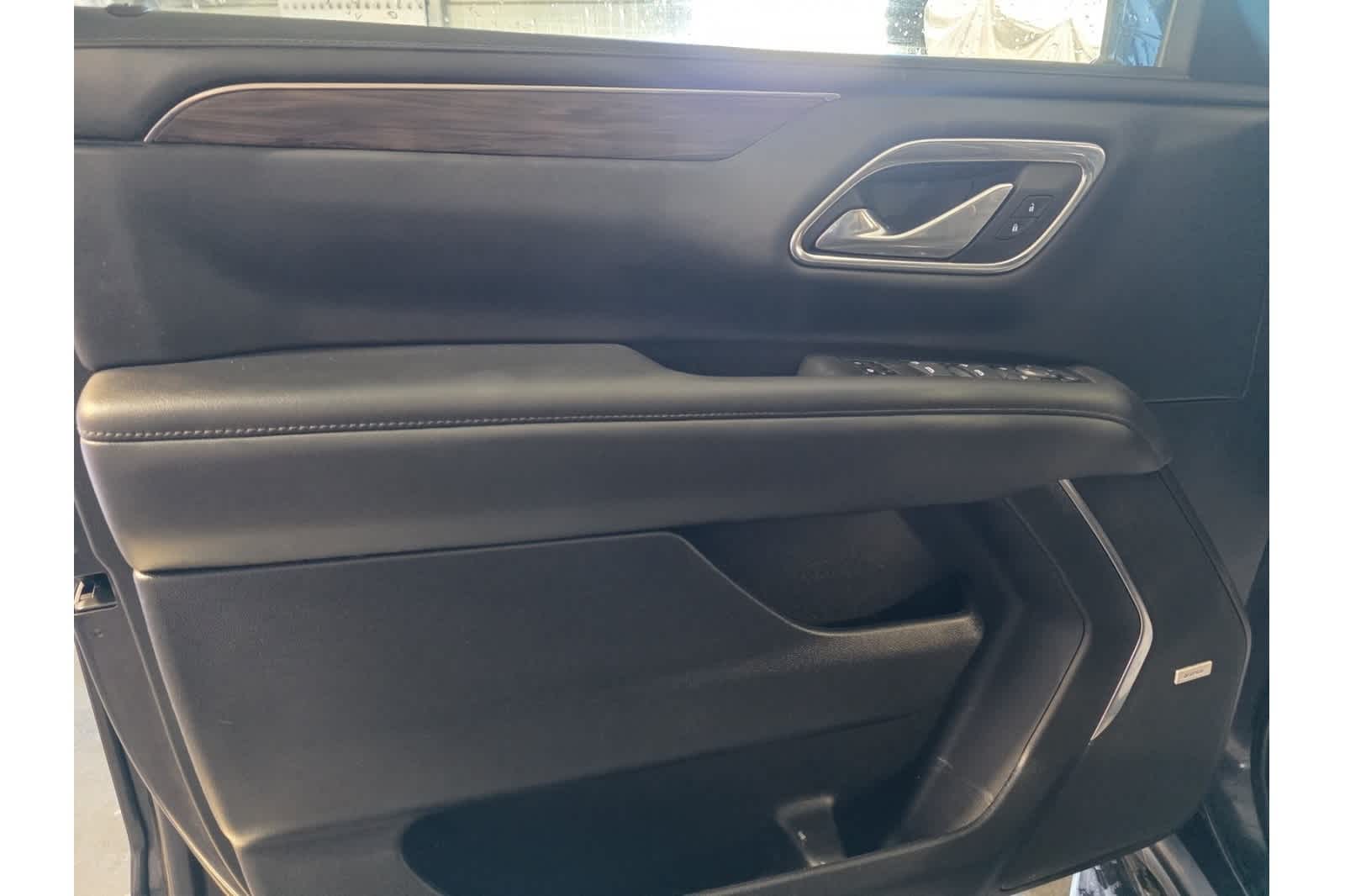 Thumbnail: 2022 Chevrolet Suburban - 19