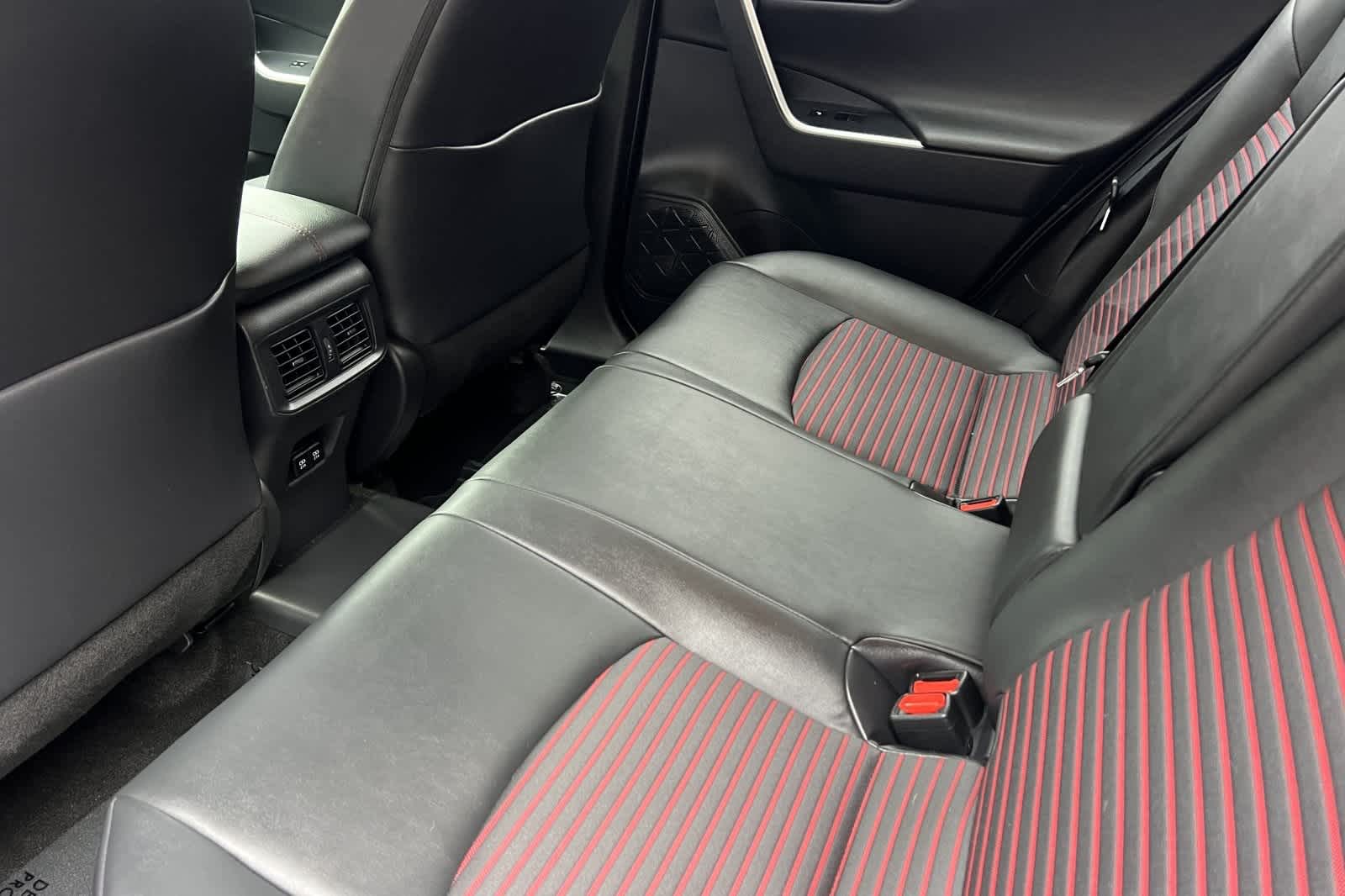 Thumbnail: 2021 Toyota RAV4 - 5