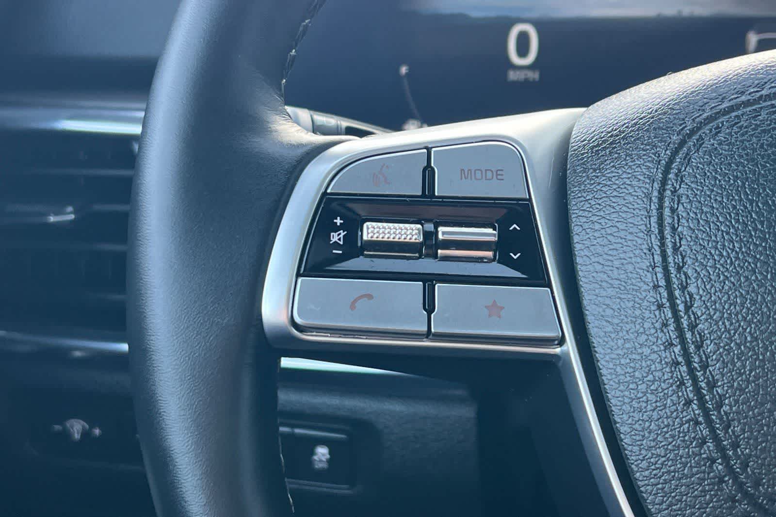 Thumbnail: 2025 Kia Telluride - 32