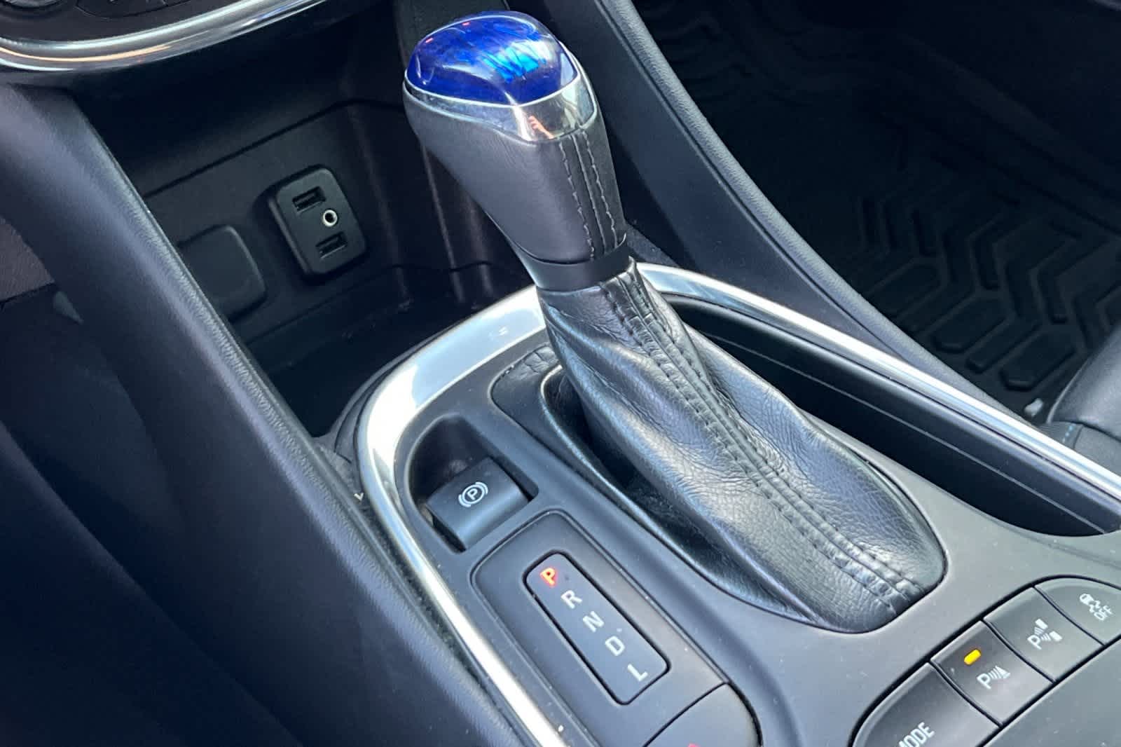 Thumbnail: 2016 Chevrolet Volt - 23