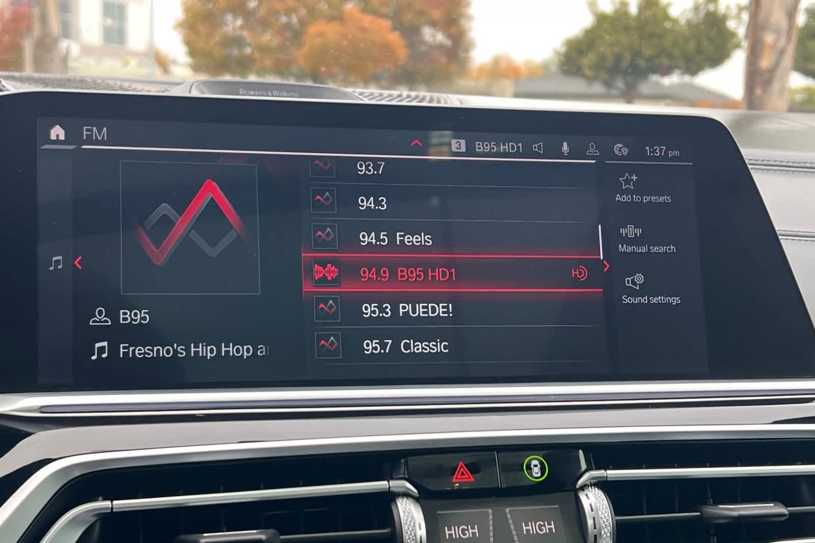 Thumbnail: 2021 BMW X5 - 23