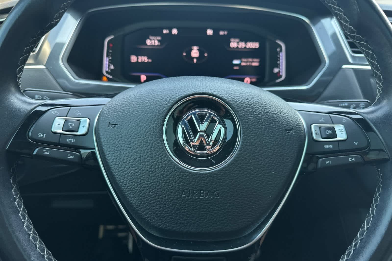 Thumbnail: 2019 Volkswagen Tiguan - 27