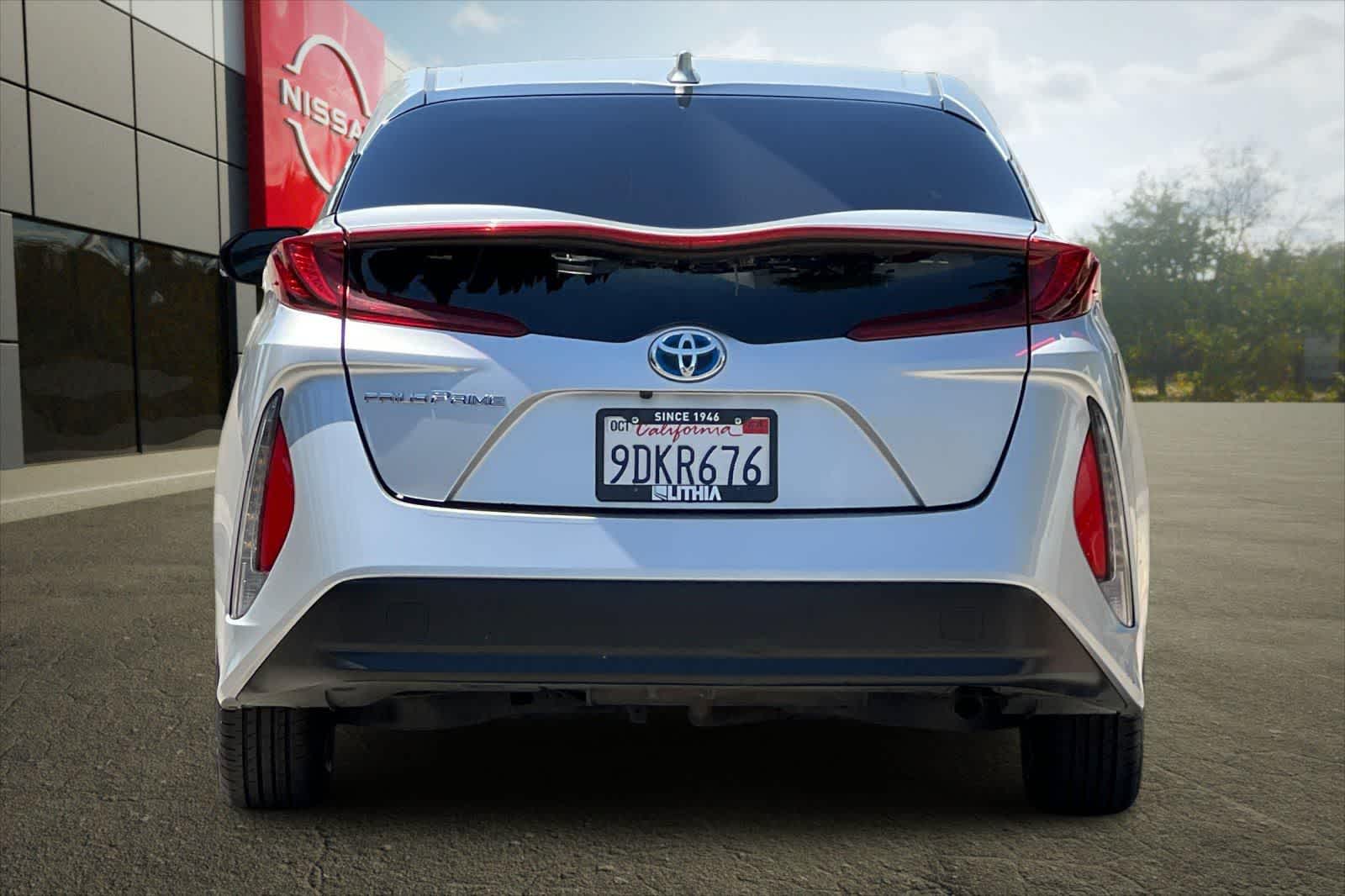 Thumbnail: 2022 Toyota Prius Prime - 8