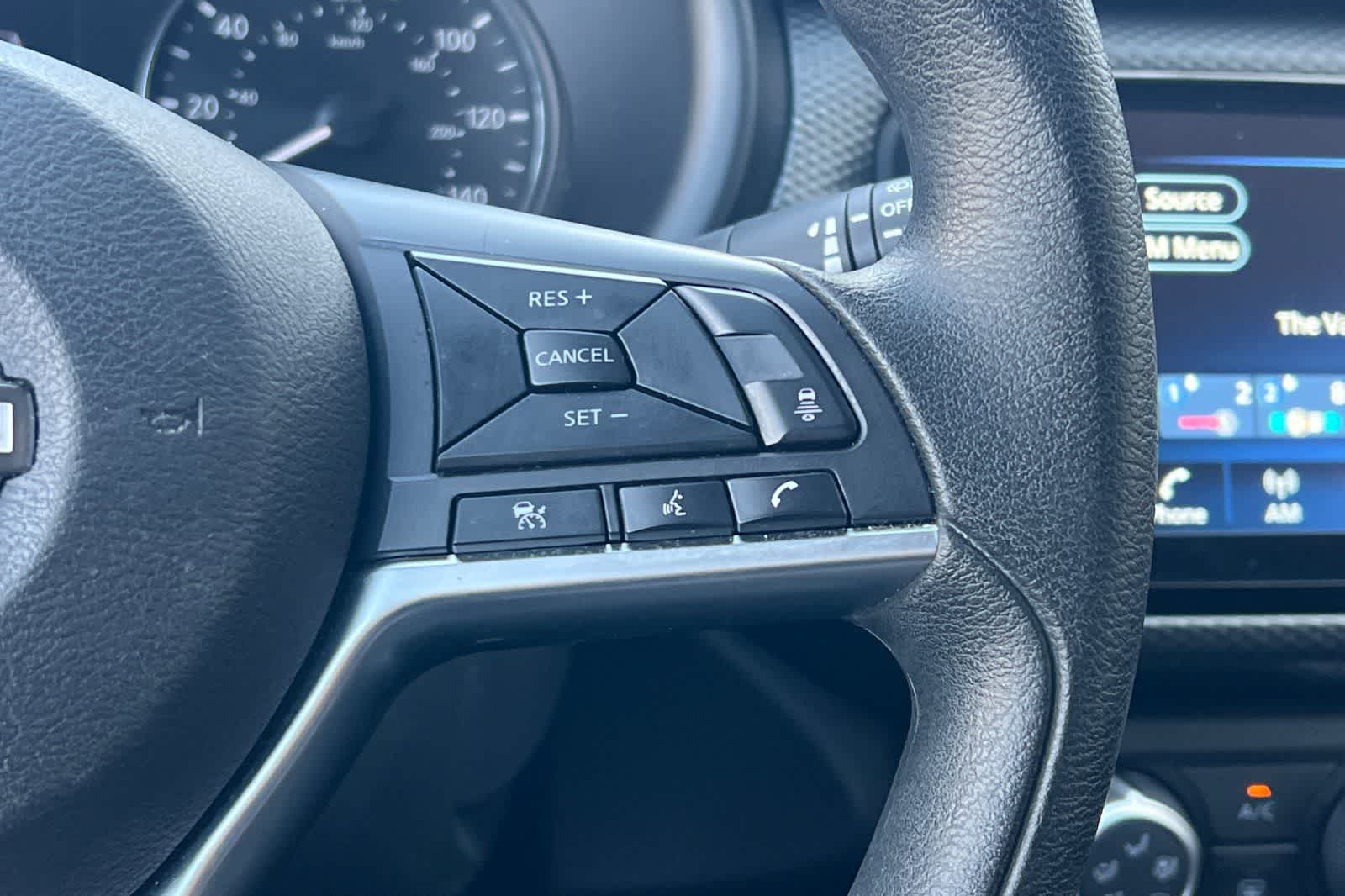 Thumbnail: 2023 Nissan Kicks - 29