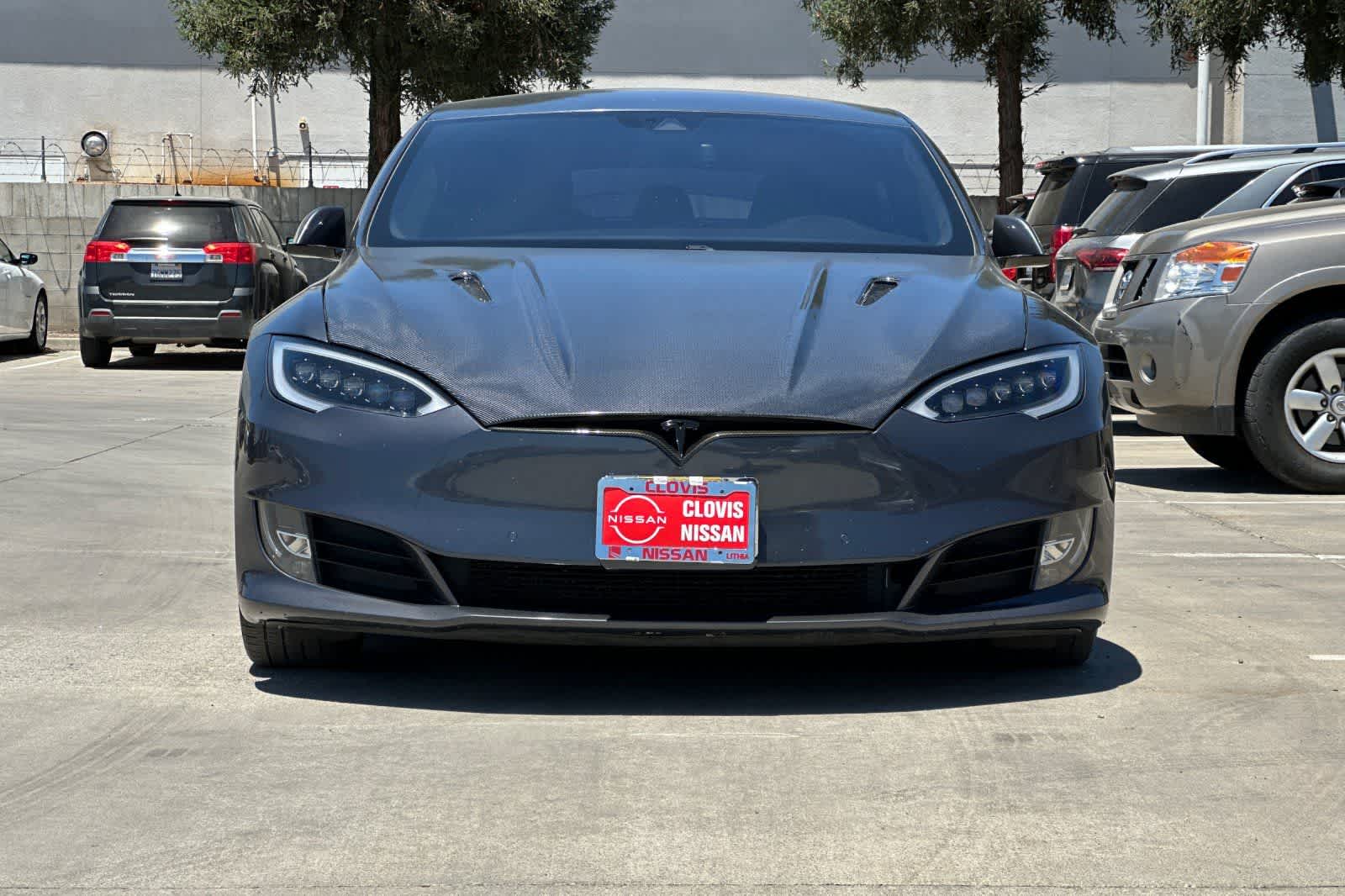 Thumbnail: 2016 Tesla Model S - 11
