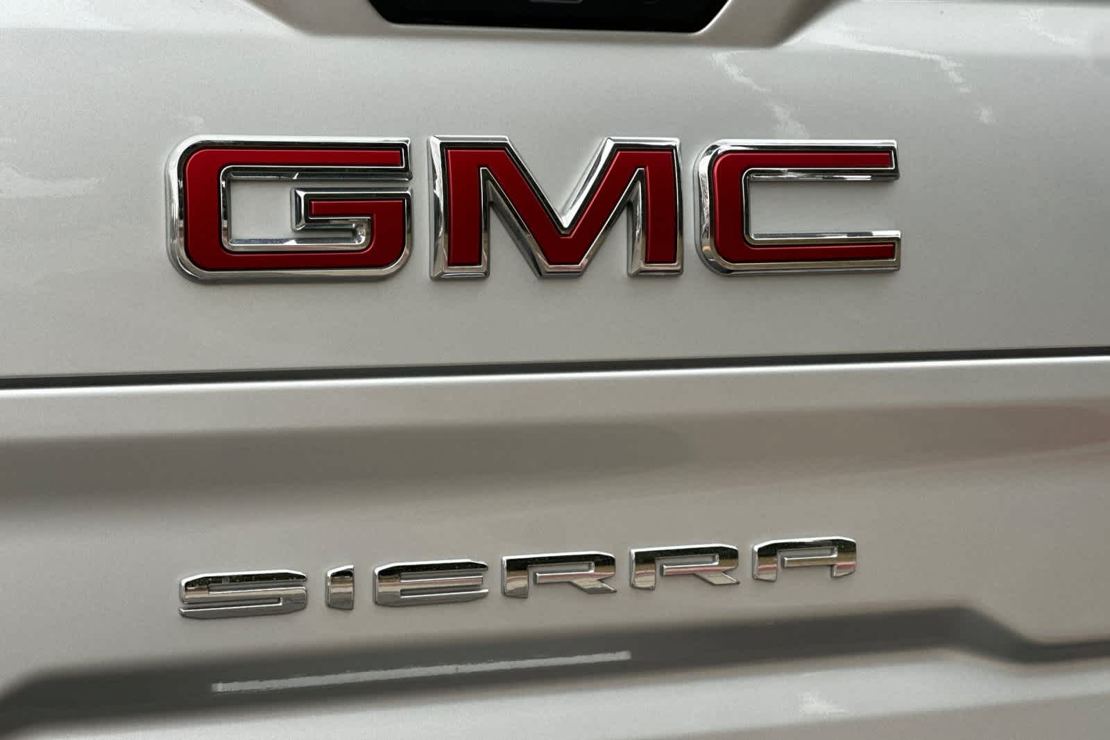 Thumbnail: 2022 GMC Sierra 1500 - 17