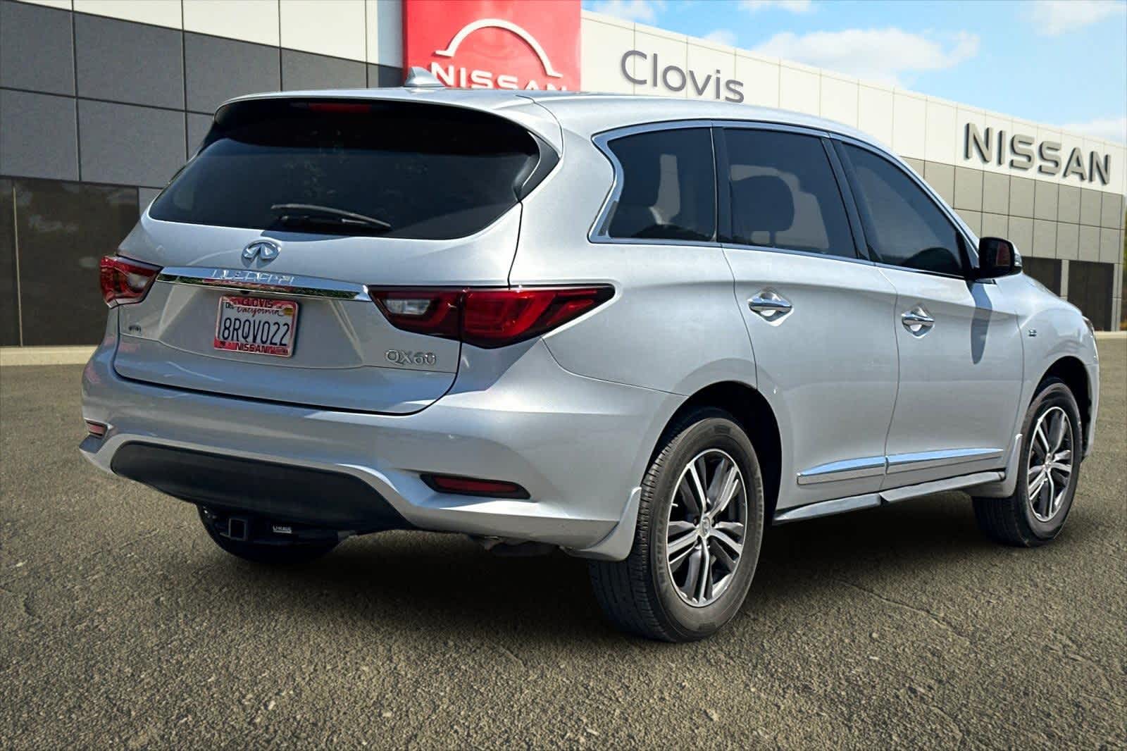 Thumbnail: 2019 INFINITI QX60 - 3