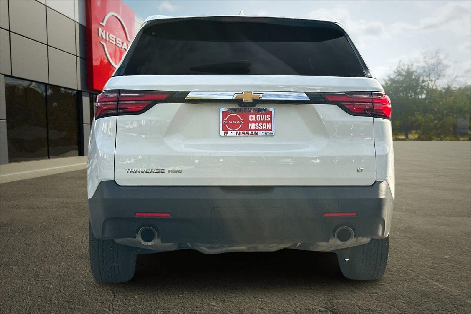 Thumbnail: 2023 Chevrolet Traverse - 8