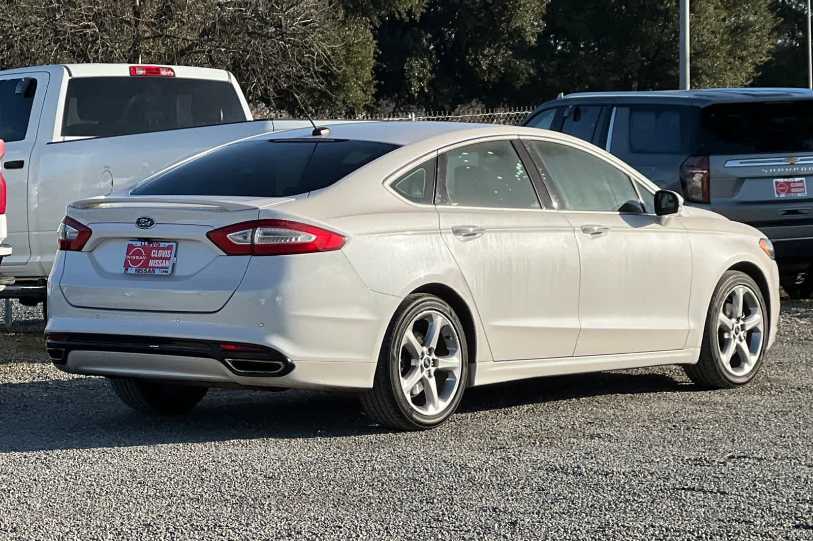 Thumbnail: 2014 Ford Fusion - 3