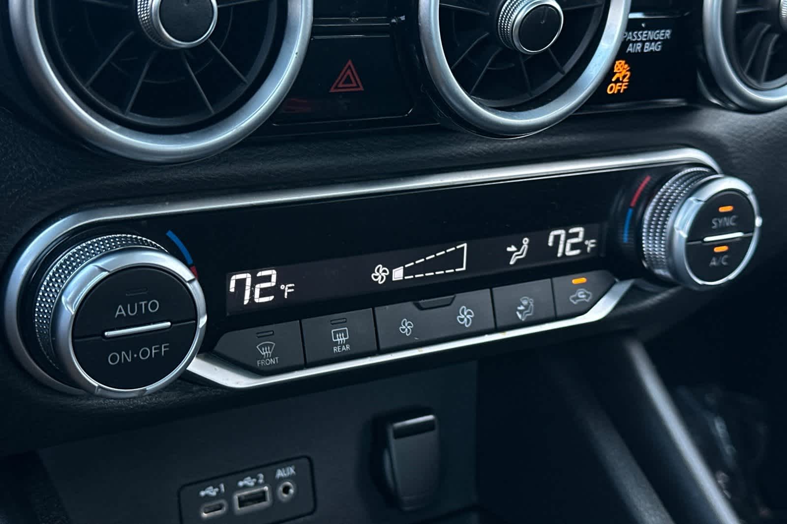 Thumbnail: 2022 Nissan Sentra - 22