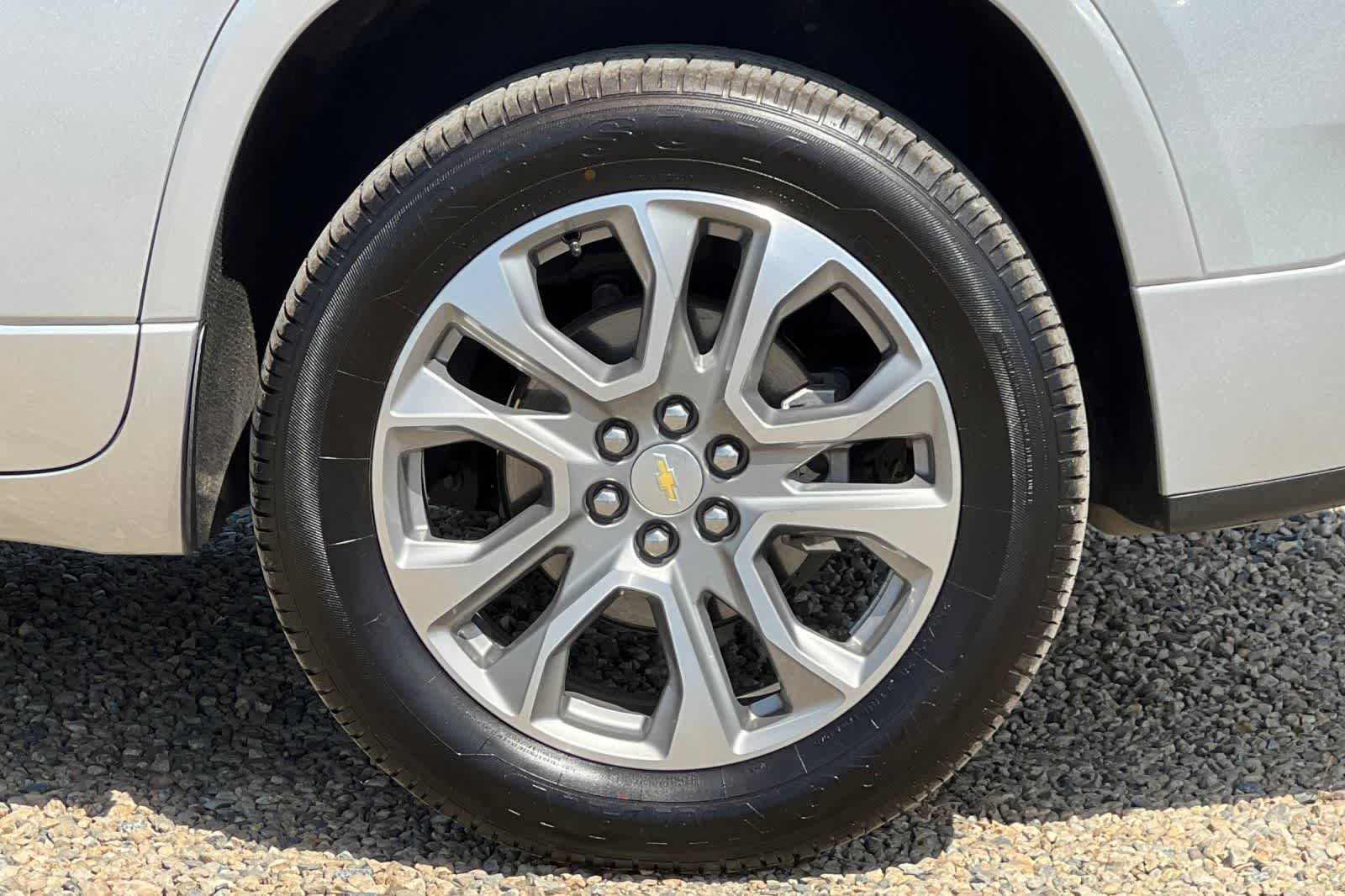 Thumbnail: 2020 Chevrolet Traverse - 39