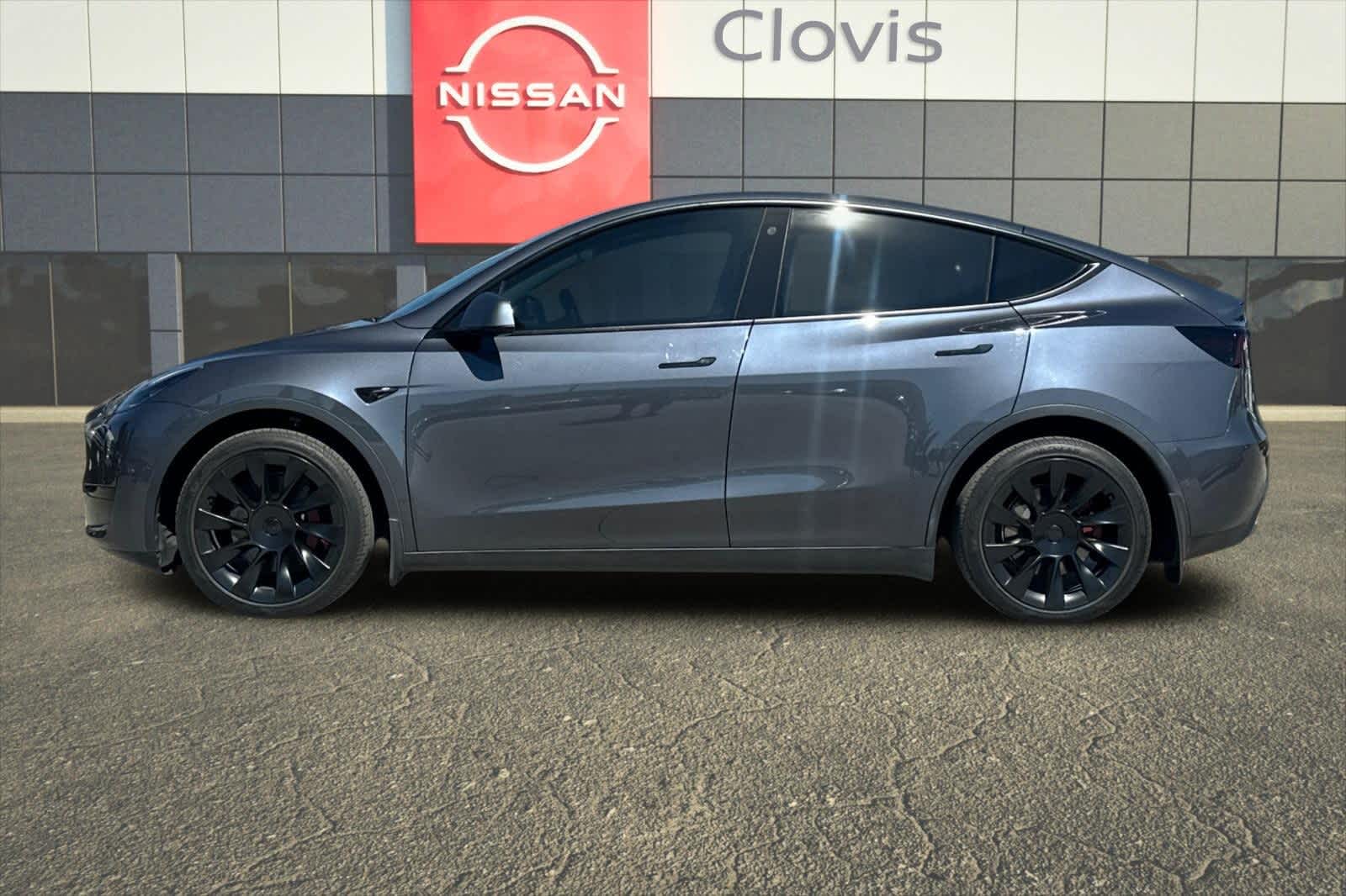 Thumbnail: 2022 Tesla Model Y - 6