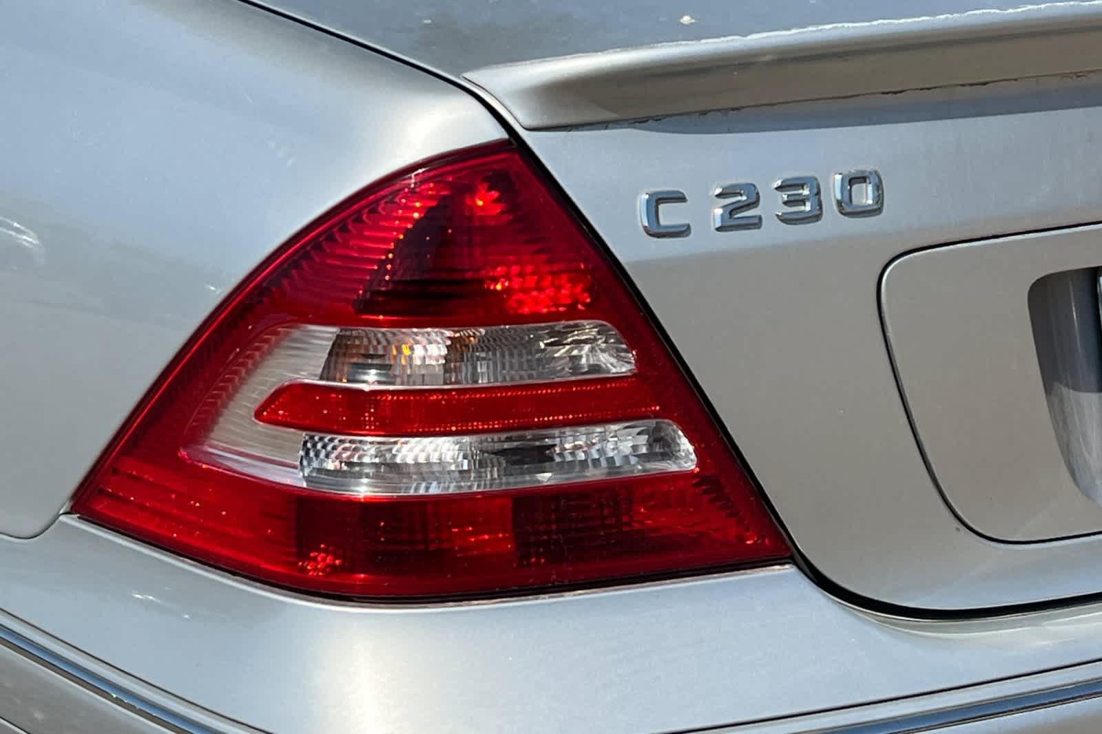 Thumbnail: 2007 Mercedes-Benz C-Class - 13