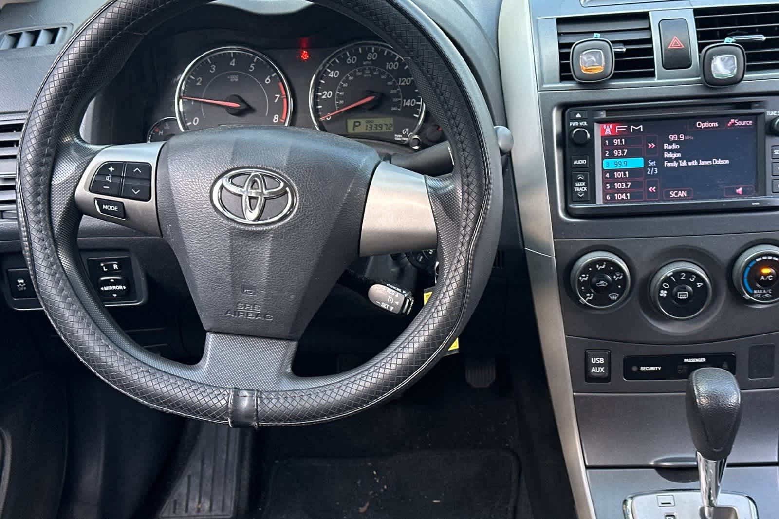 Thumbnail: 2013 Toyota Corolla - 15